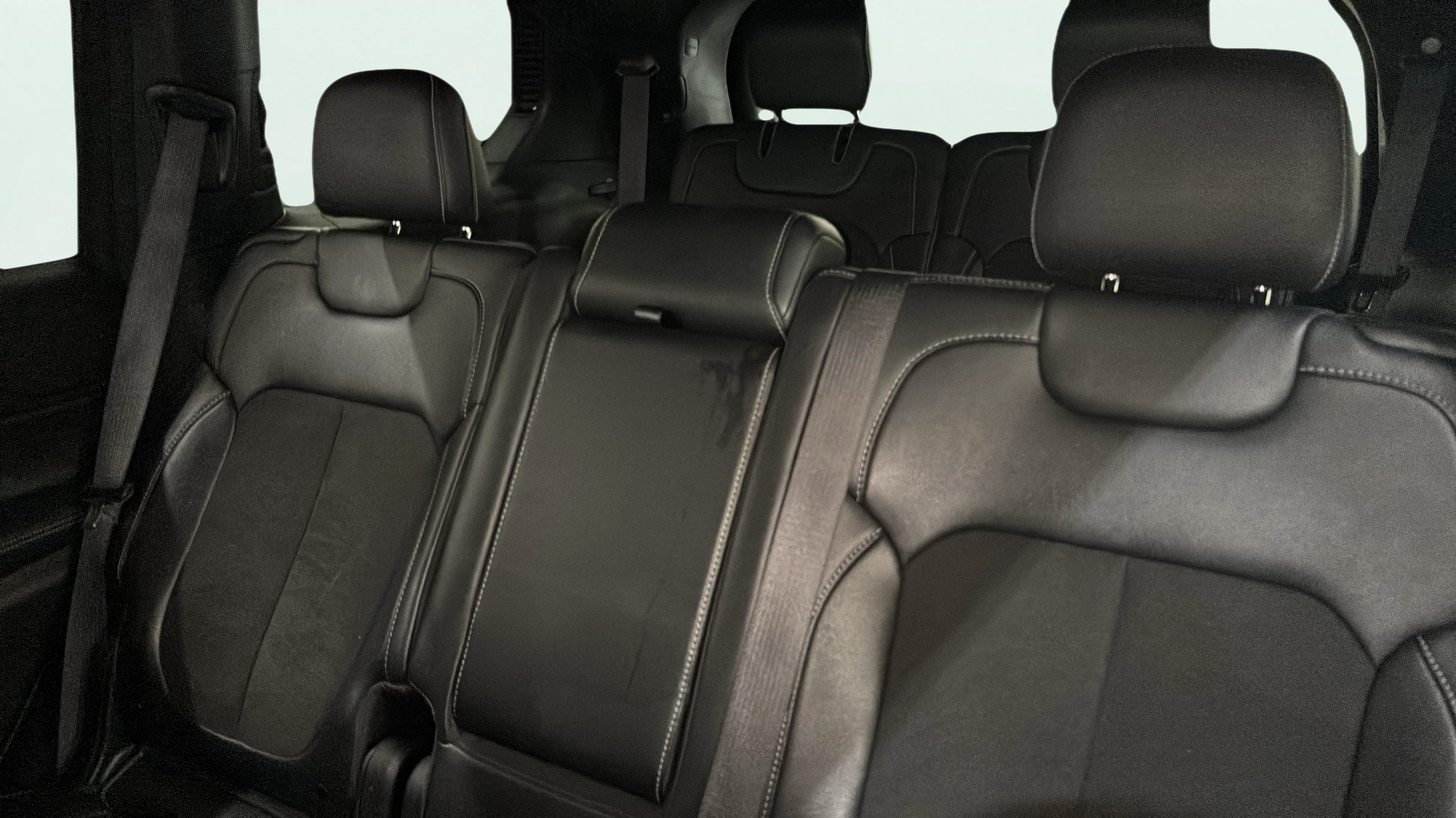 Vehicle interior 2