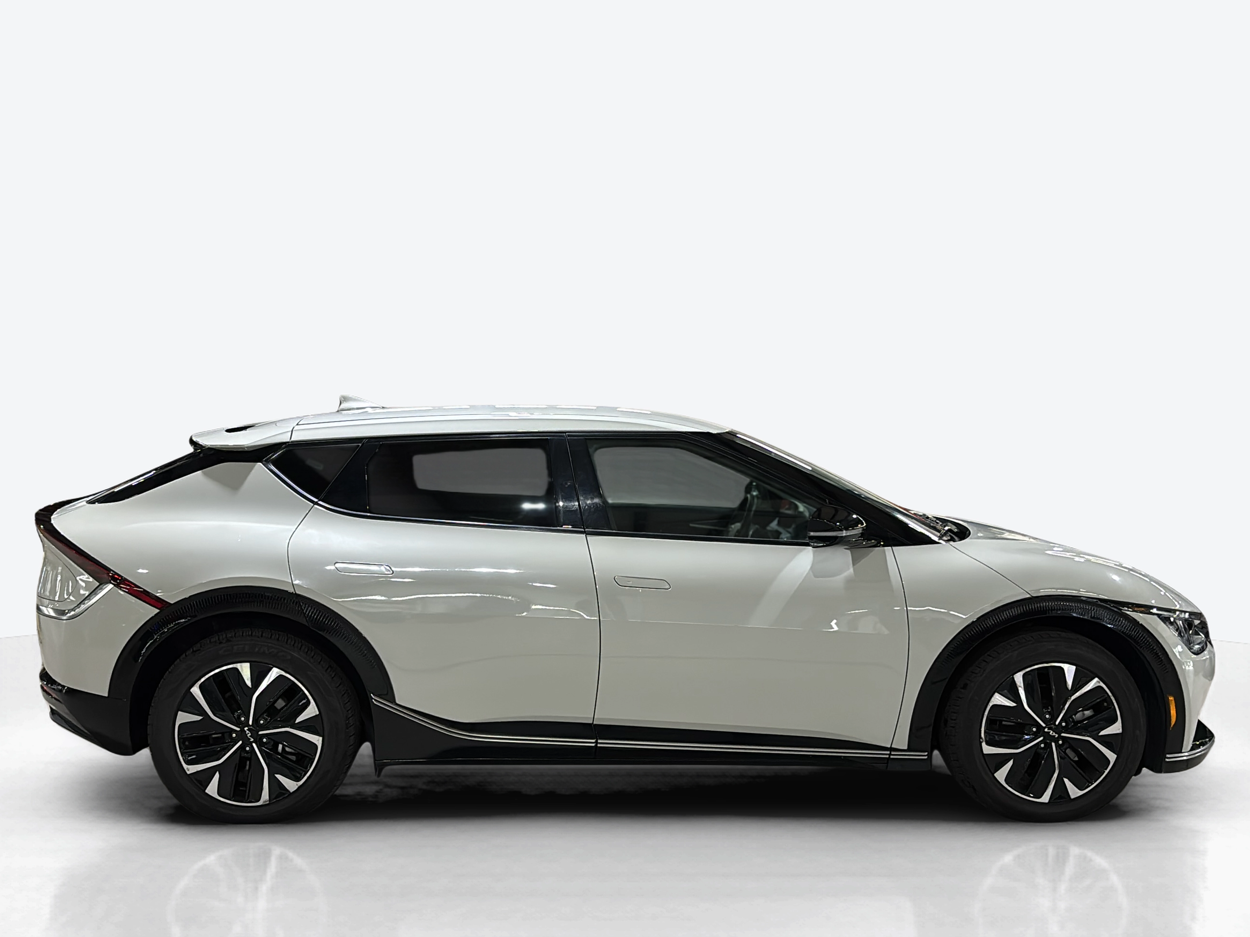 Vehicle exterior side