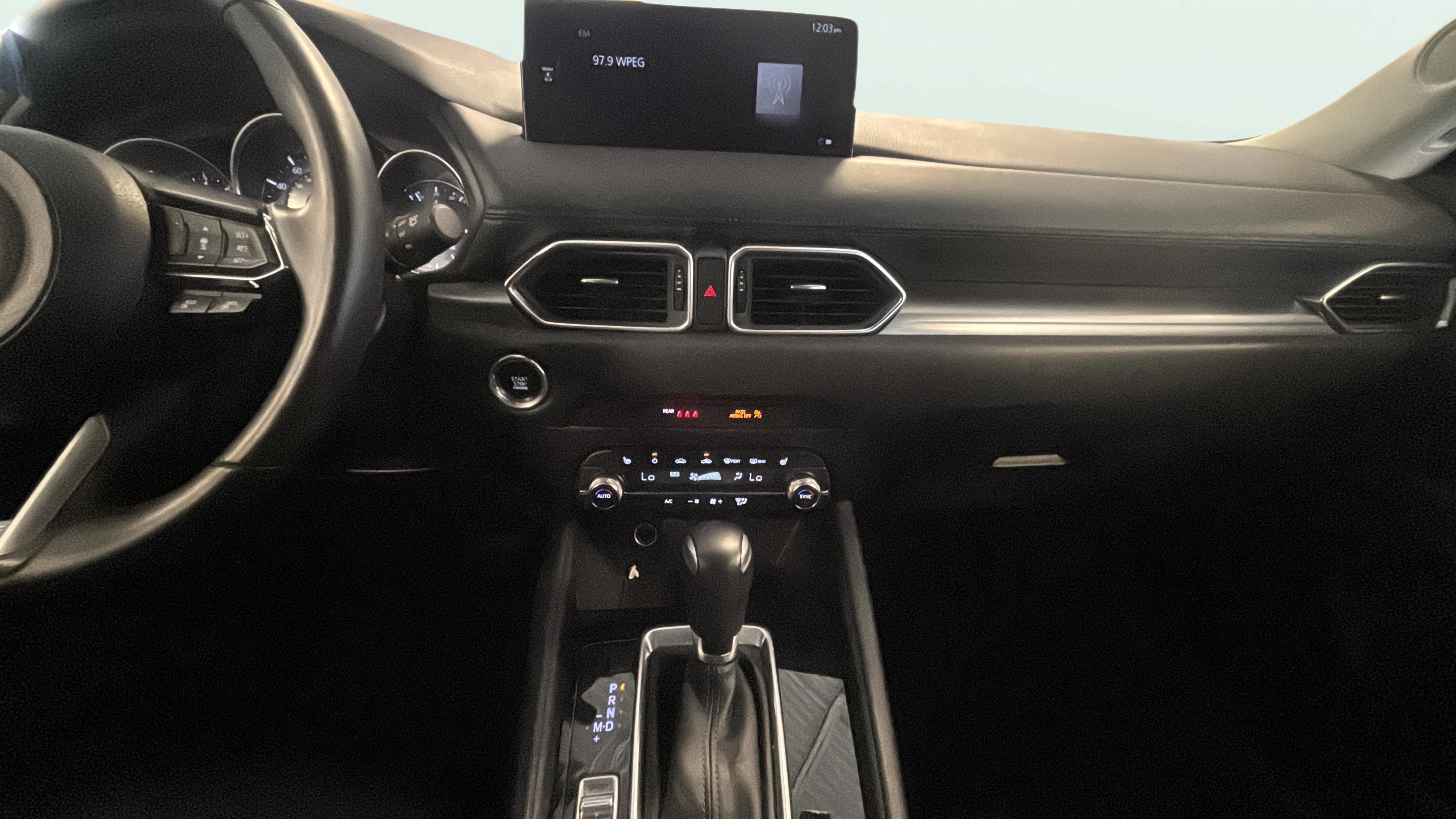 Vehicle interior 360 preview