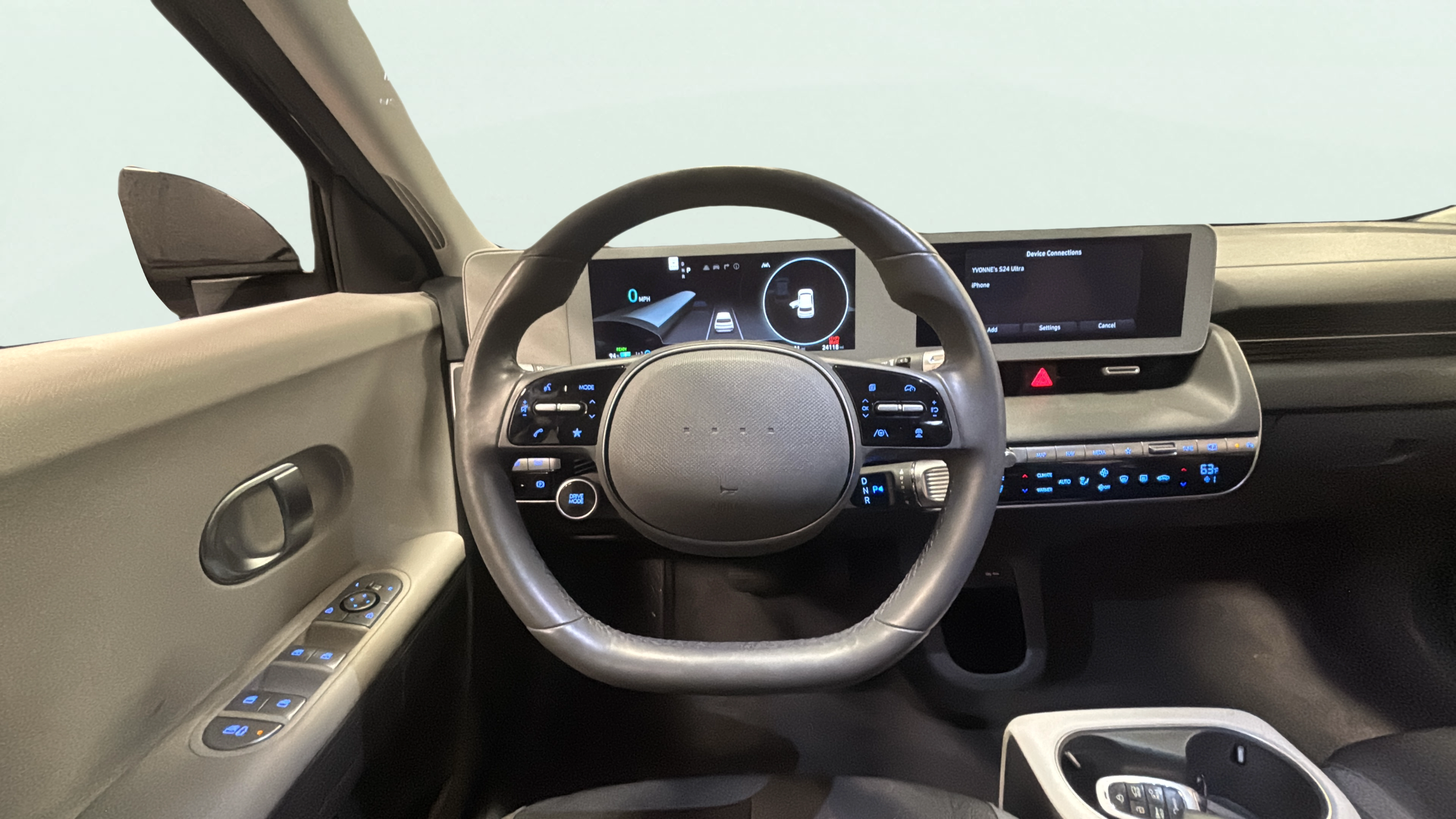 Vehicle interior 360 preview
