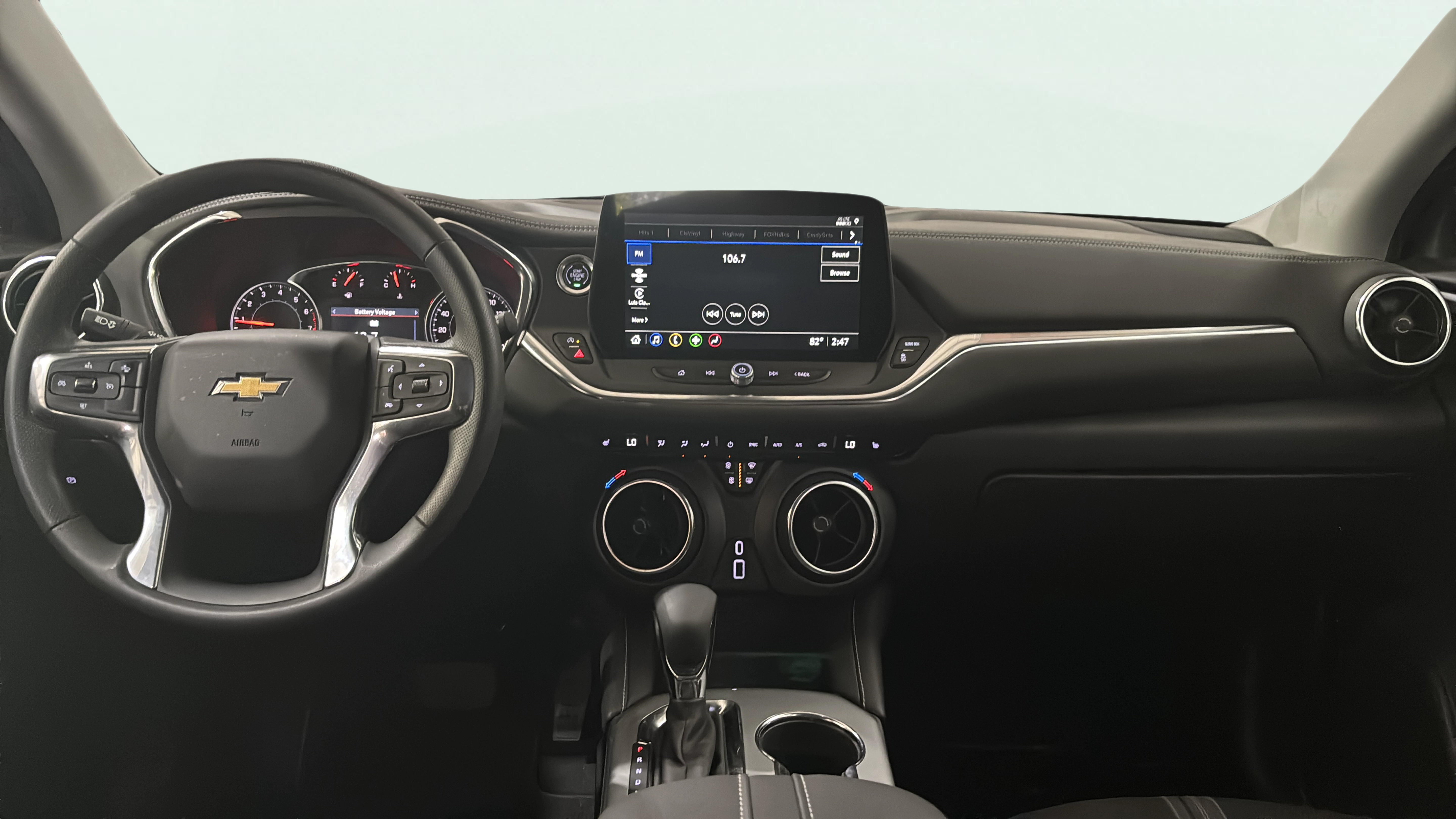 Vehicle interior 360 preview