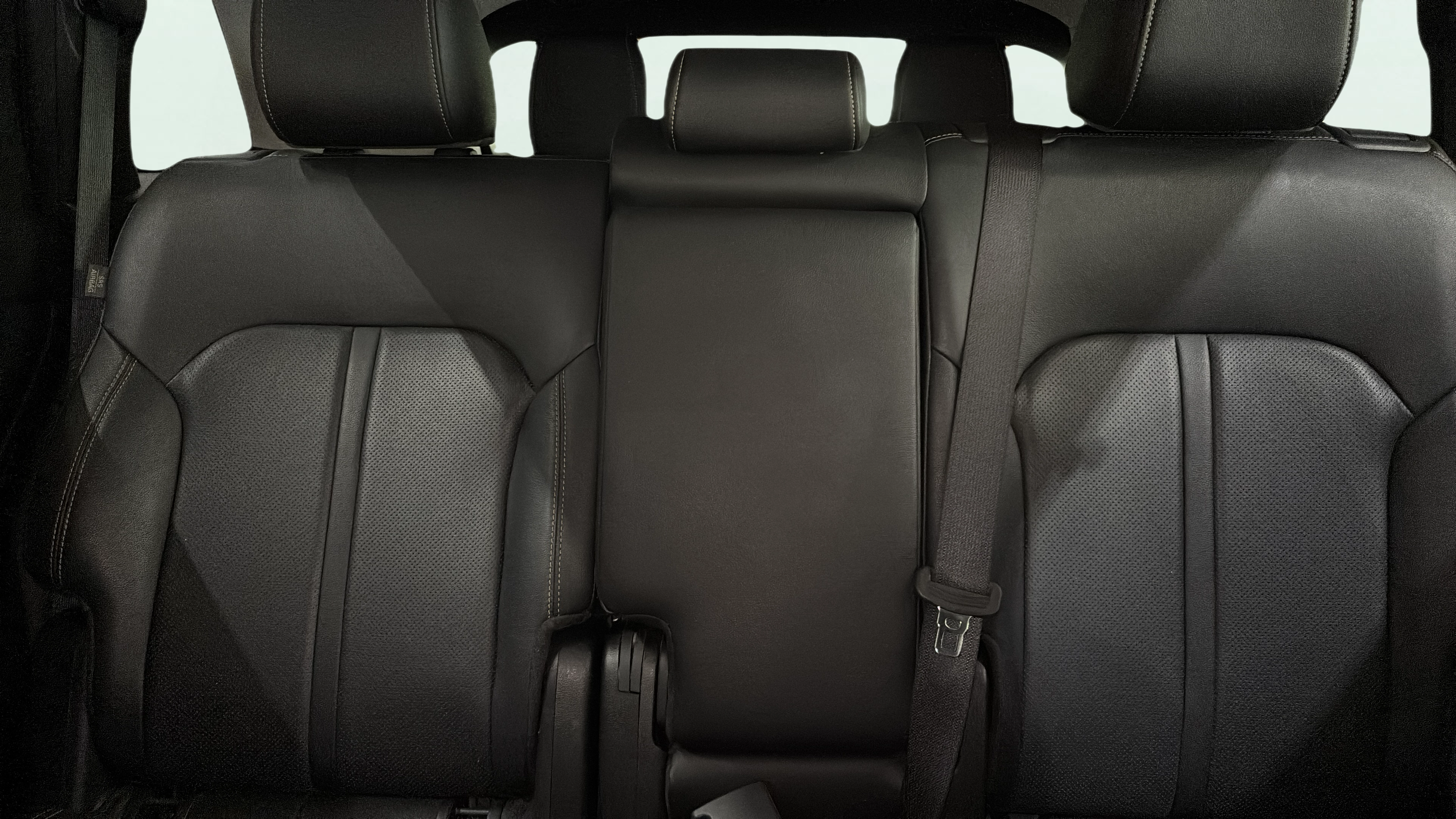 Vehicle interior 2