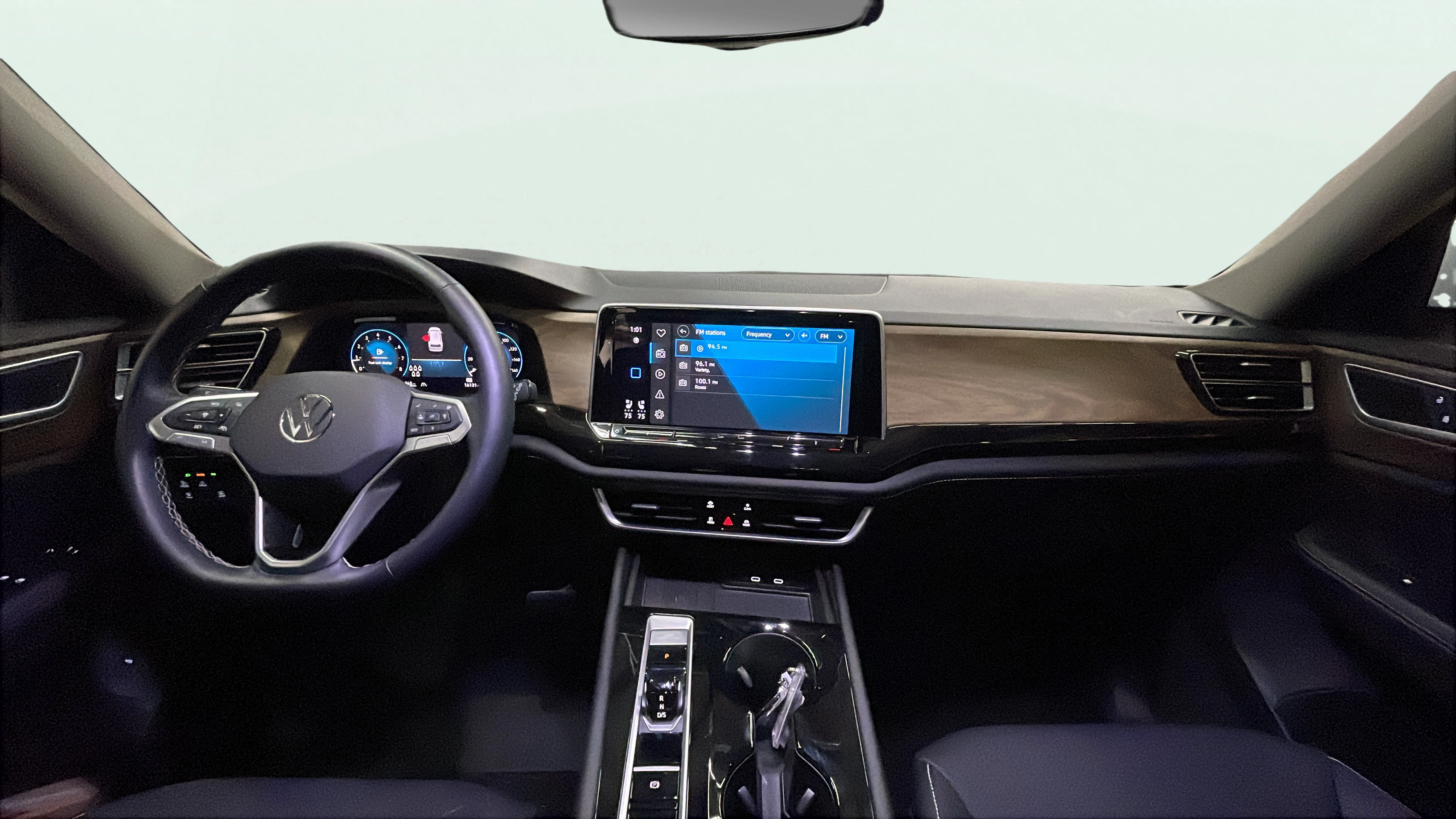 Vehicle interior 360 preview
