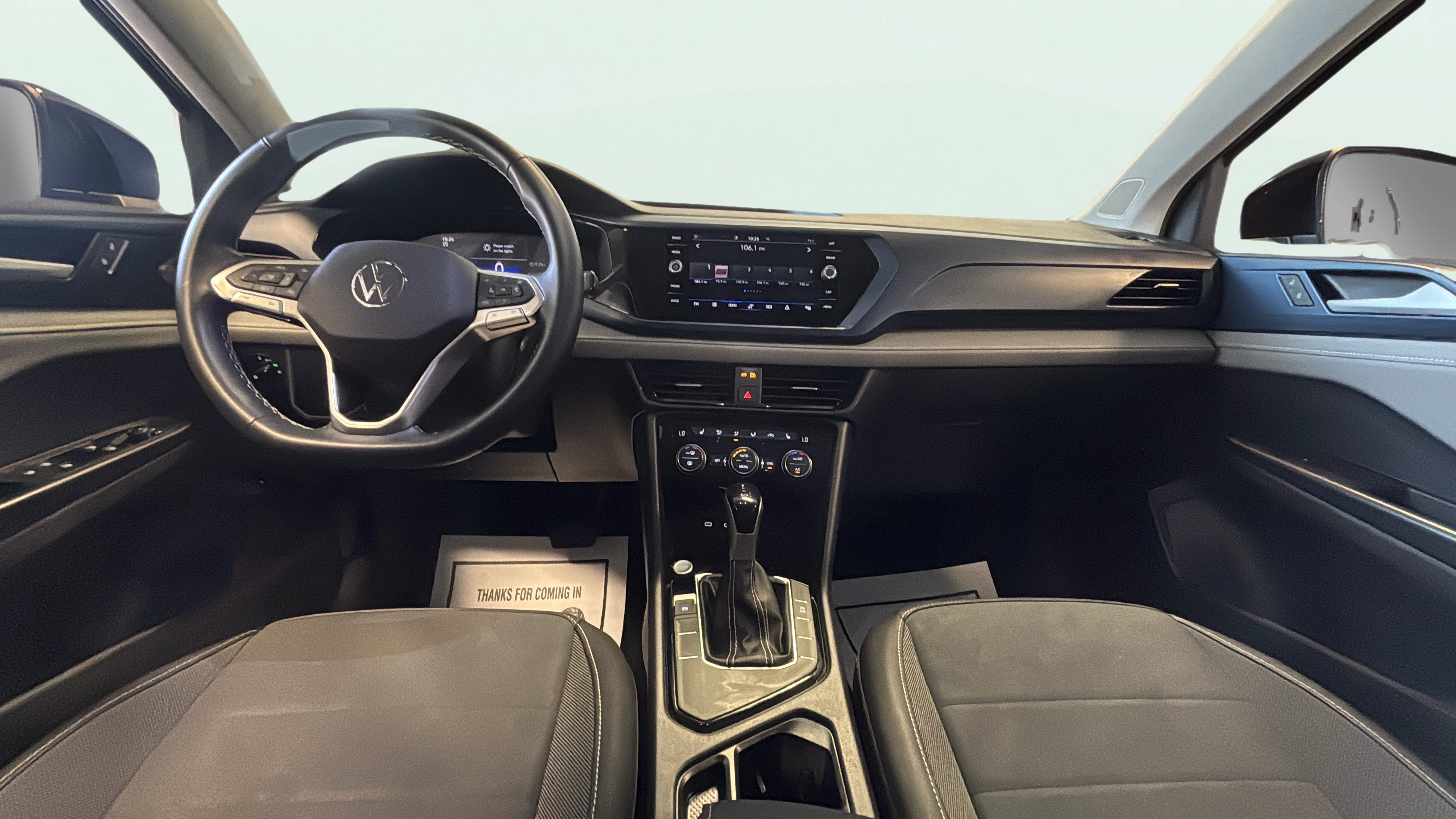 Vehicle interior 360 preview