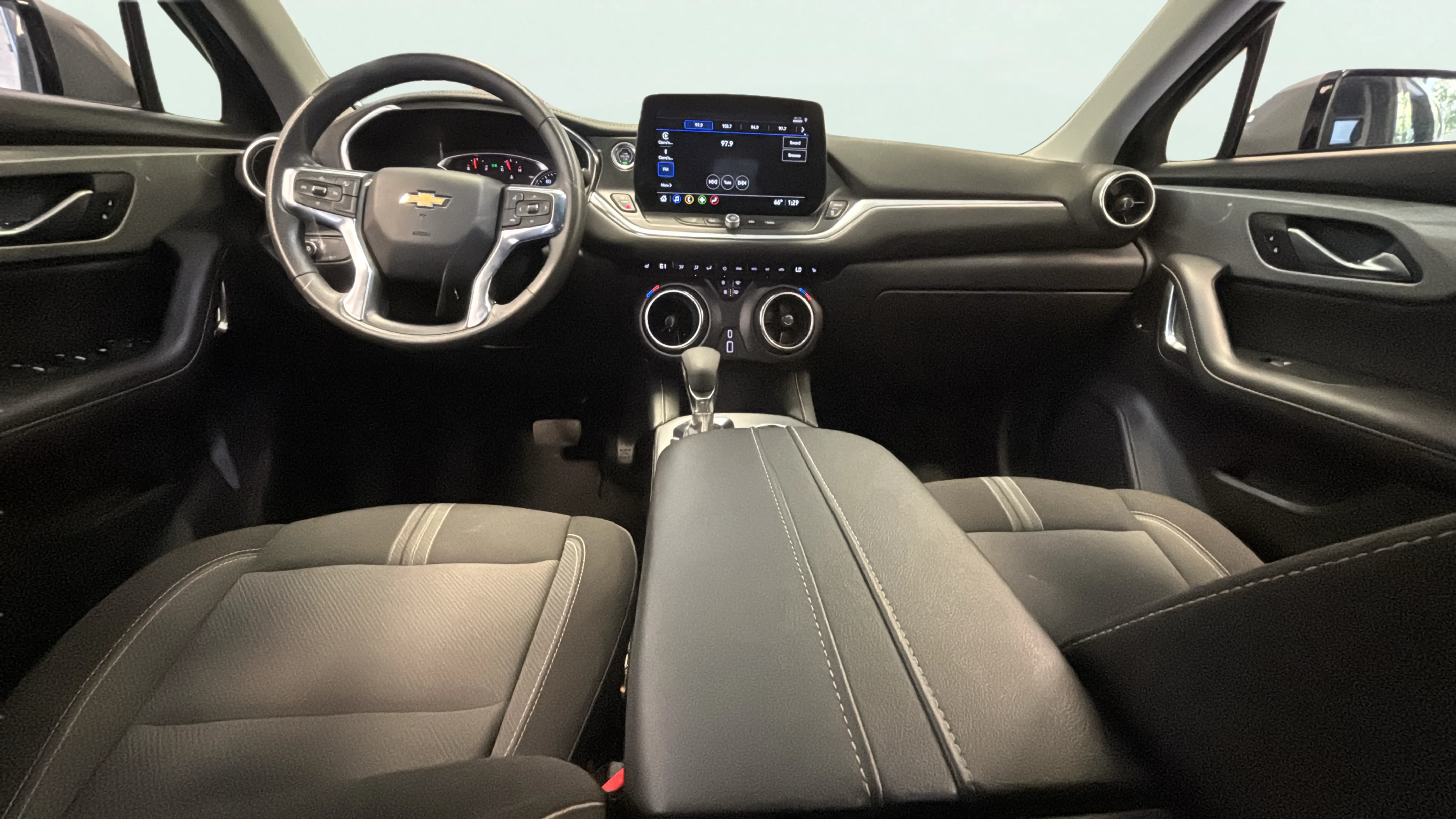 Vehicle interior 360 preview