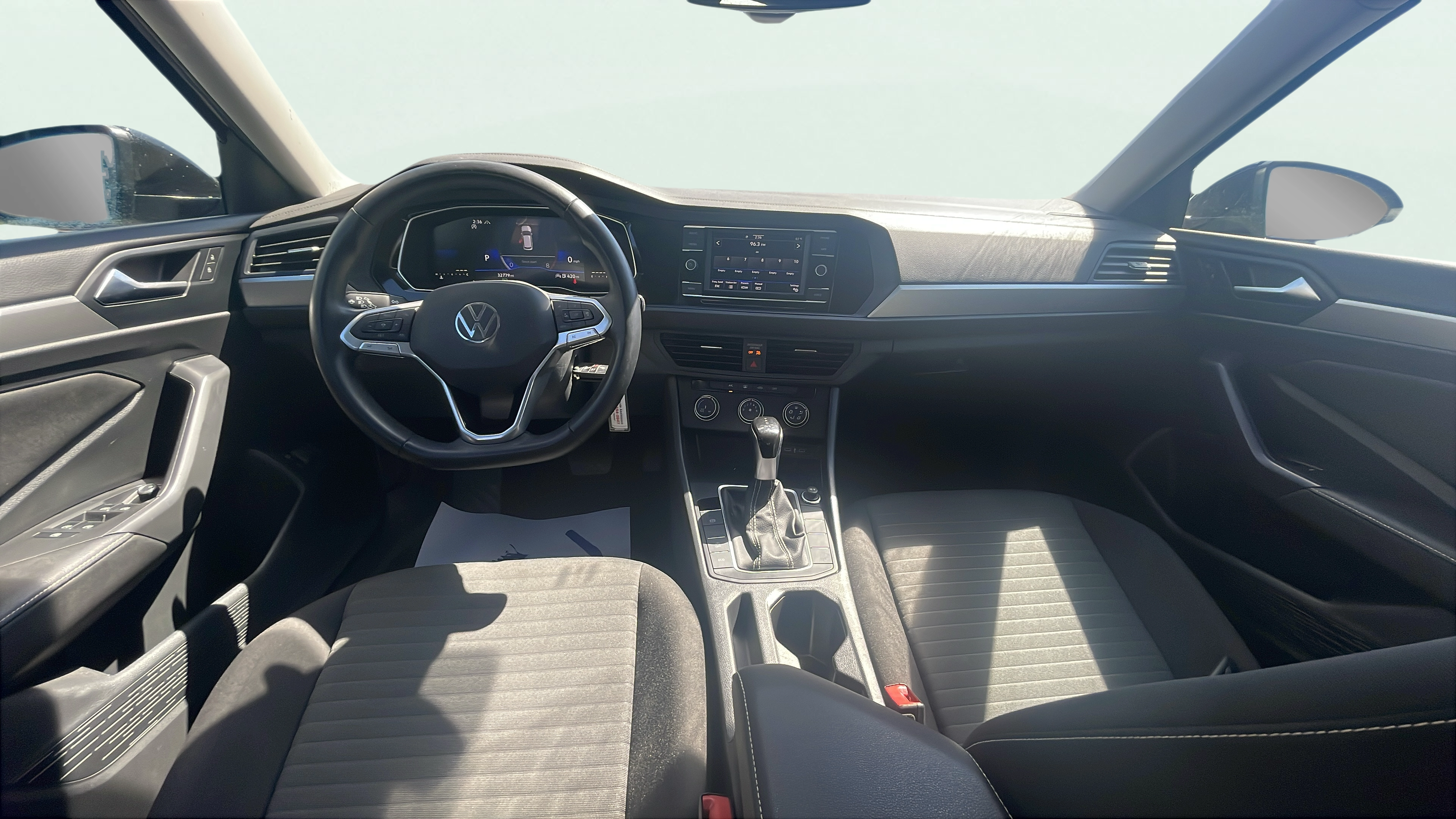 Vehicle interior 360 preview