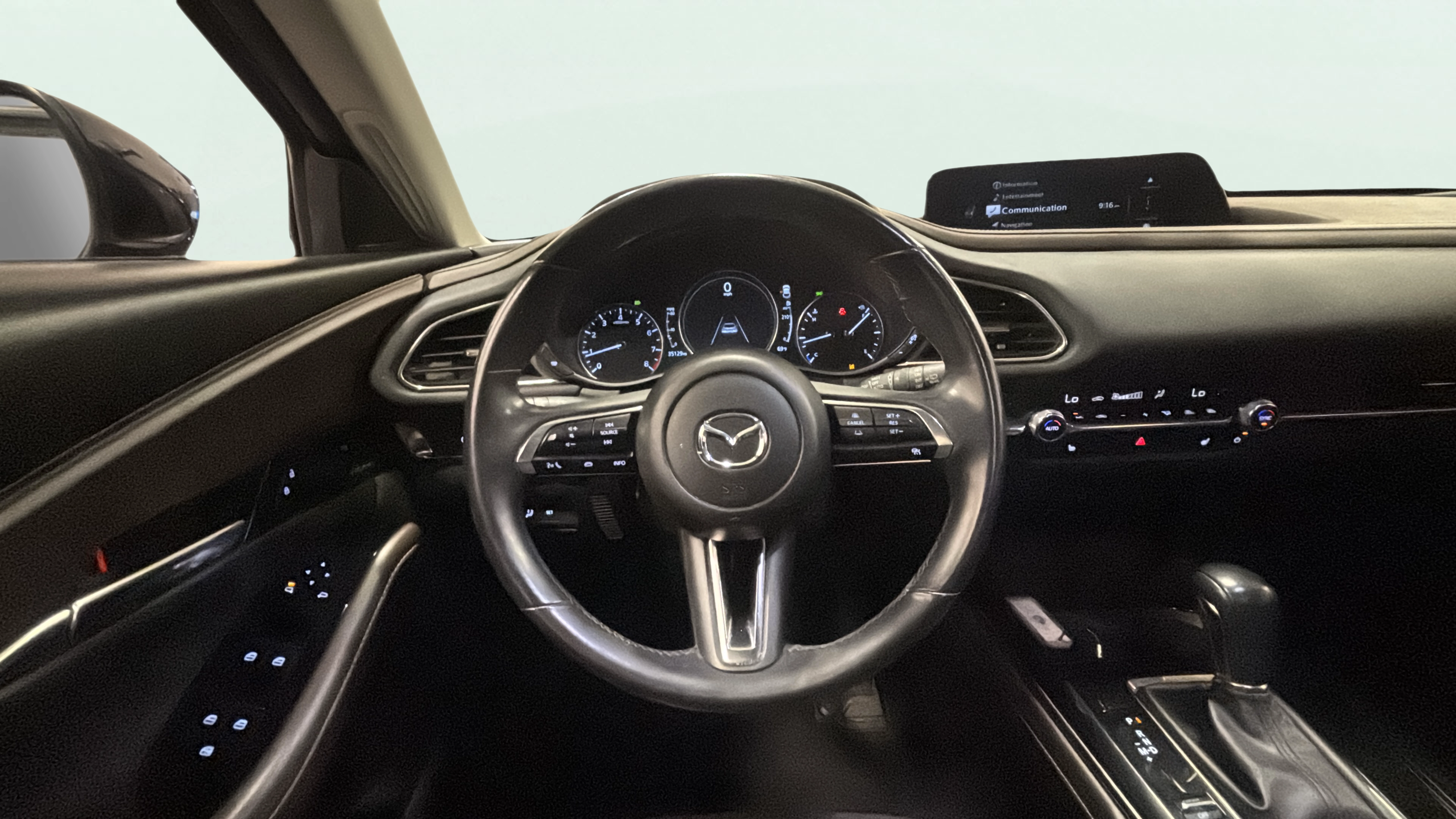 Vehicle interior 1