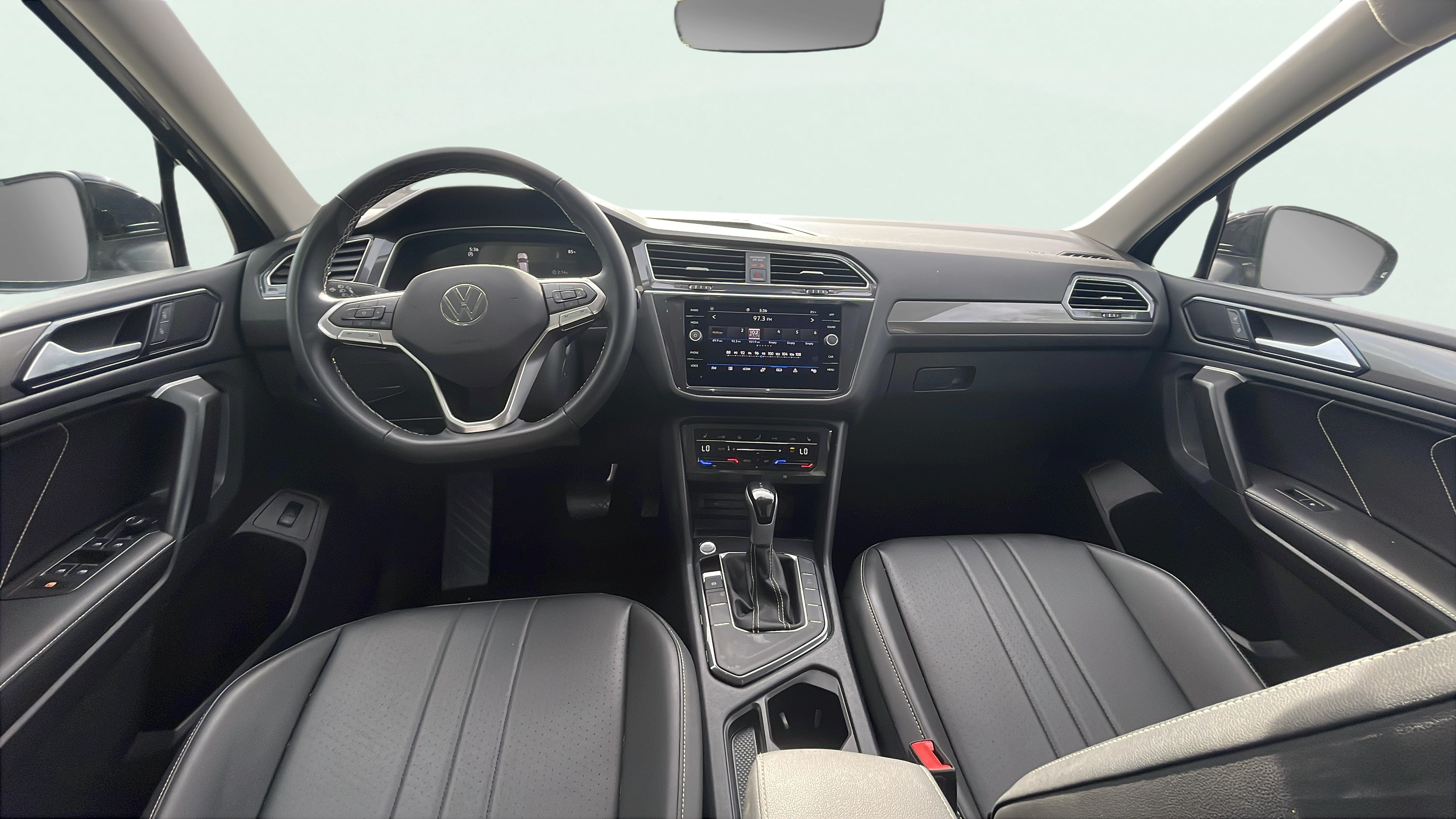 Vehicle interior 360 preview