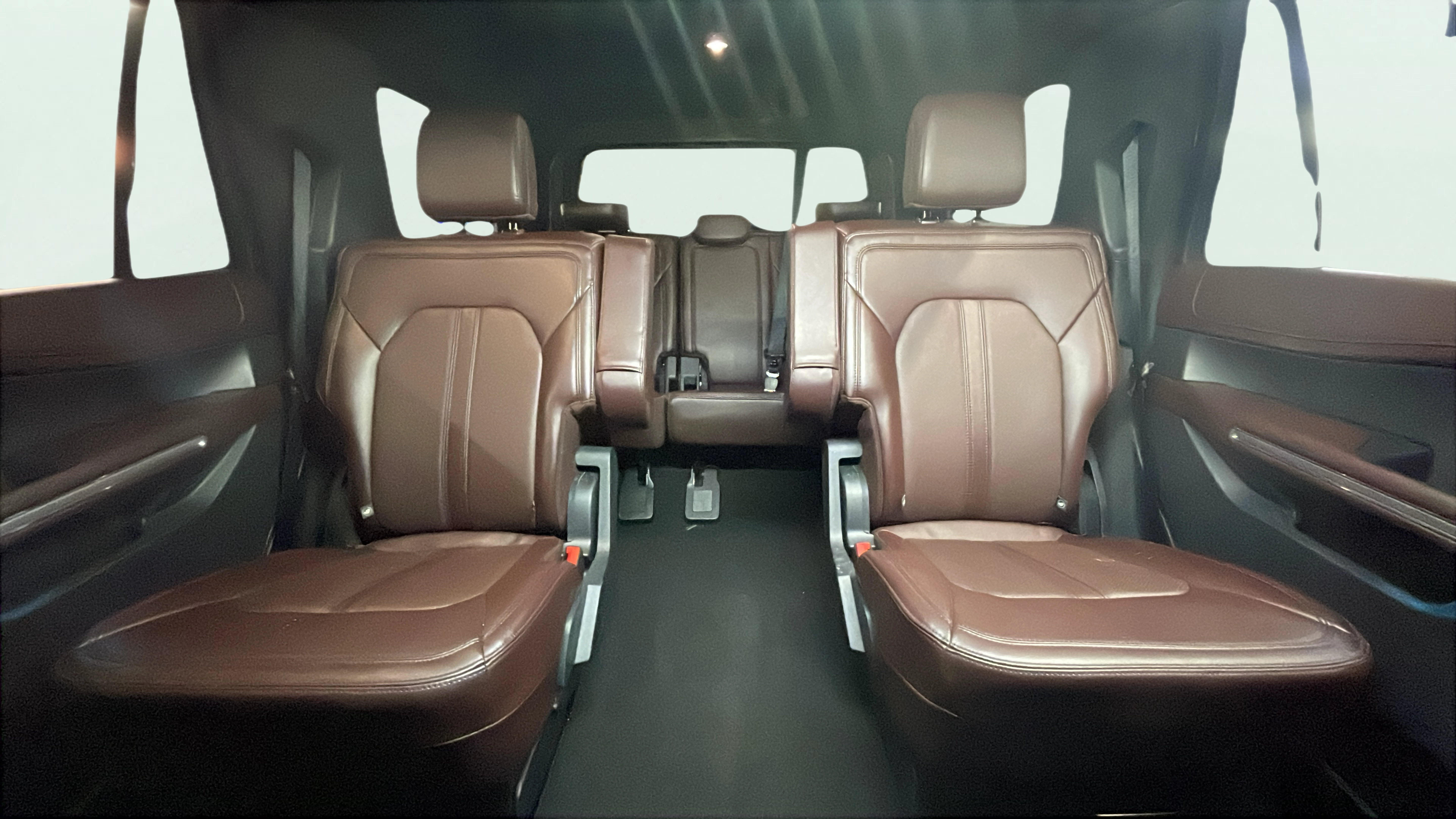 Vehicle interior 2