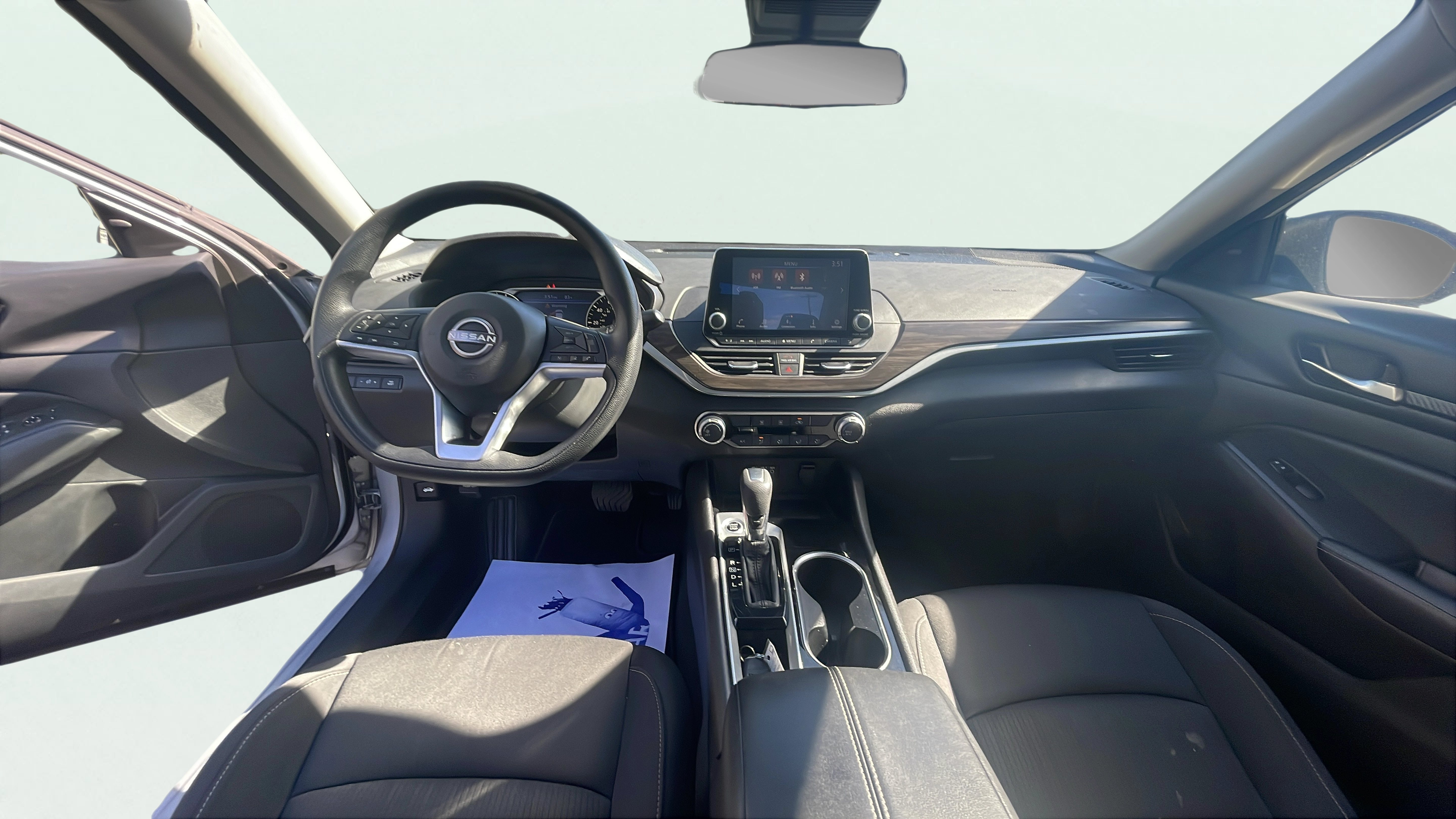 Vehicle interior 360 preview
