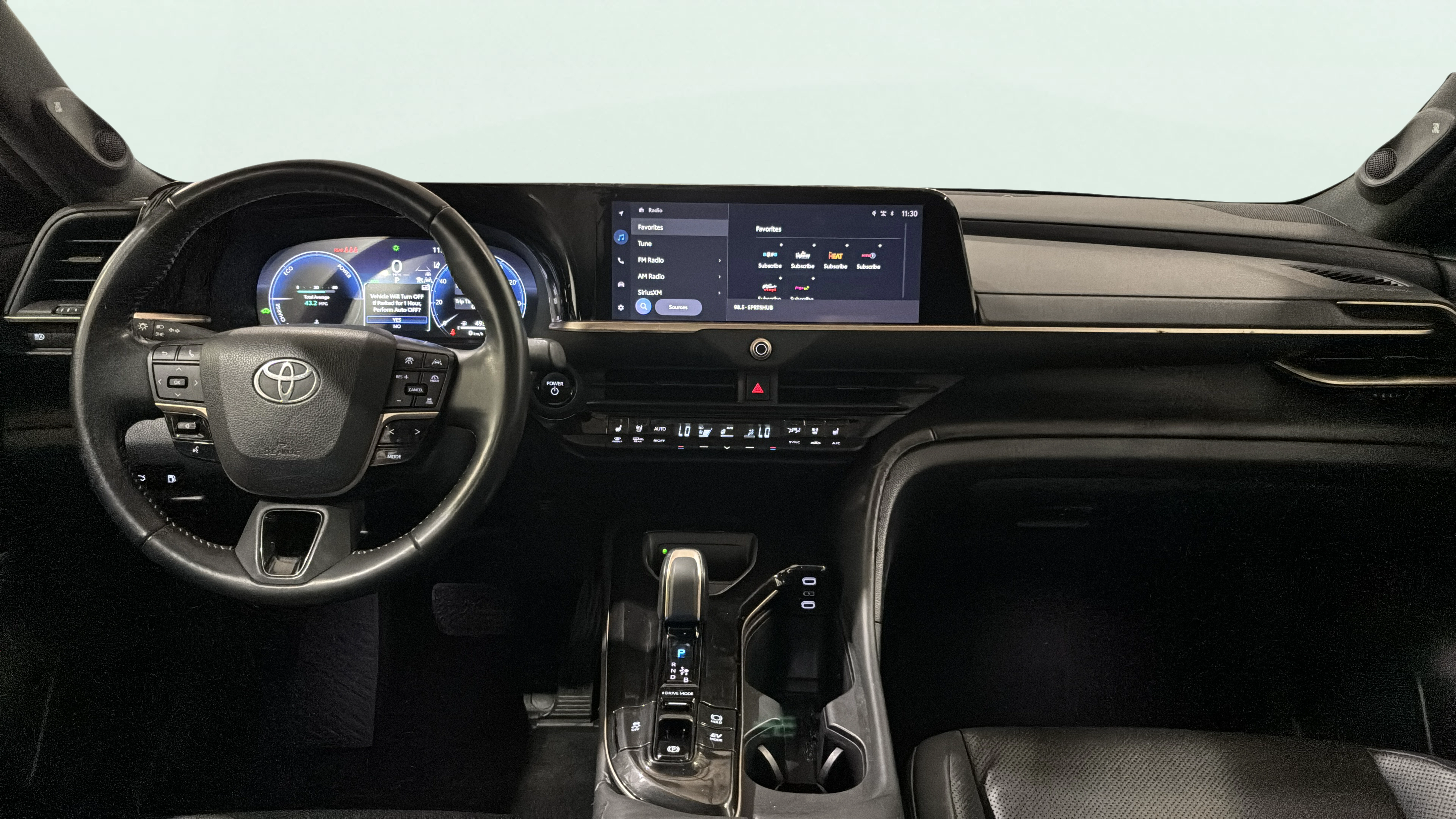 Vehicle interior 360 preview