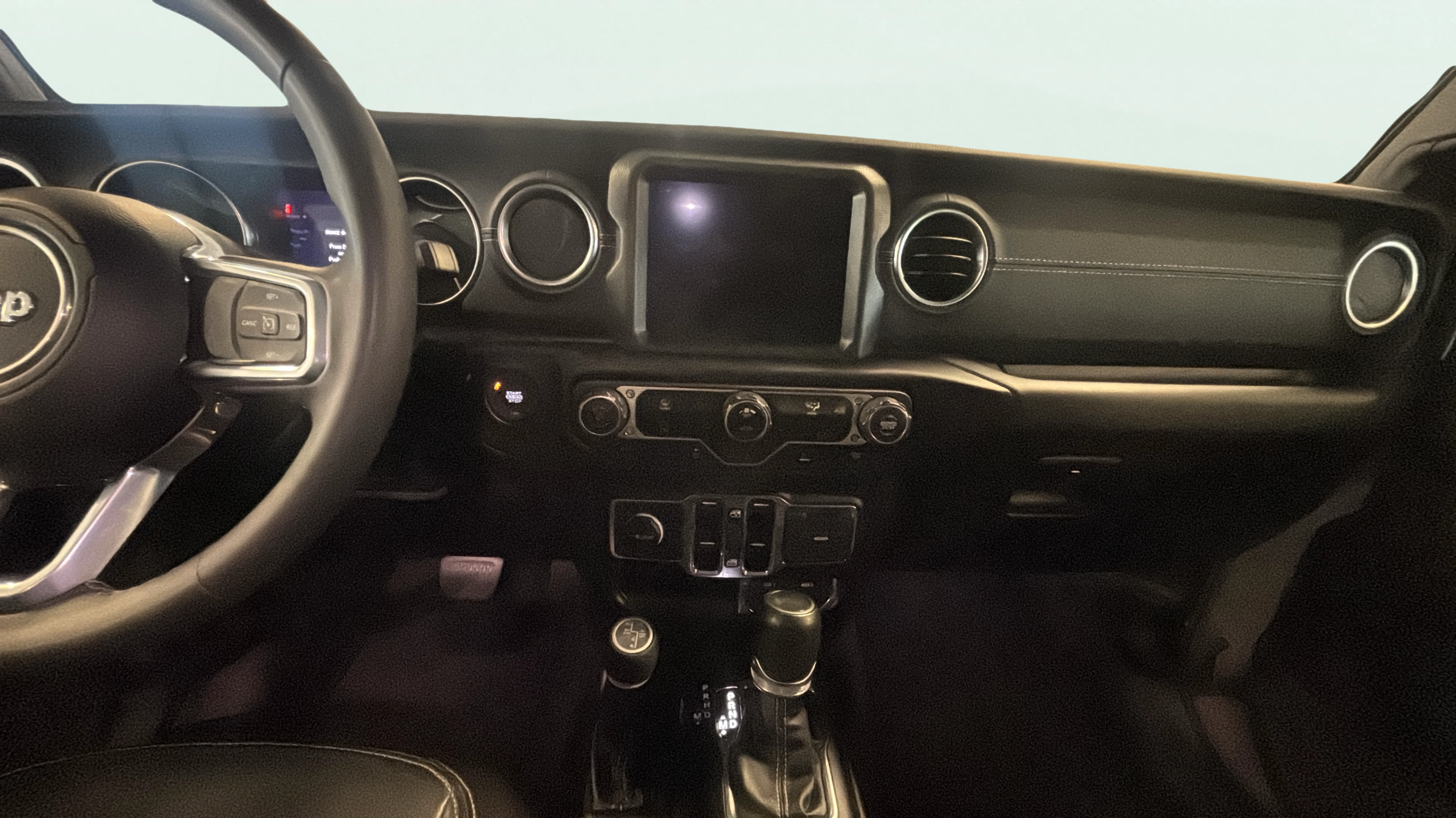 Vehicle interior 360 preview