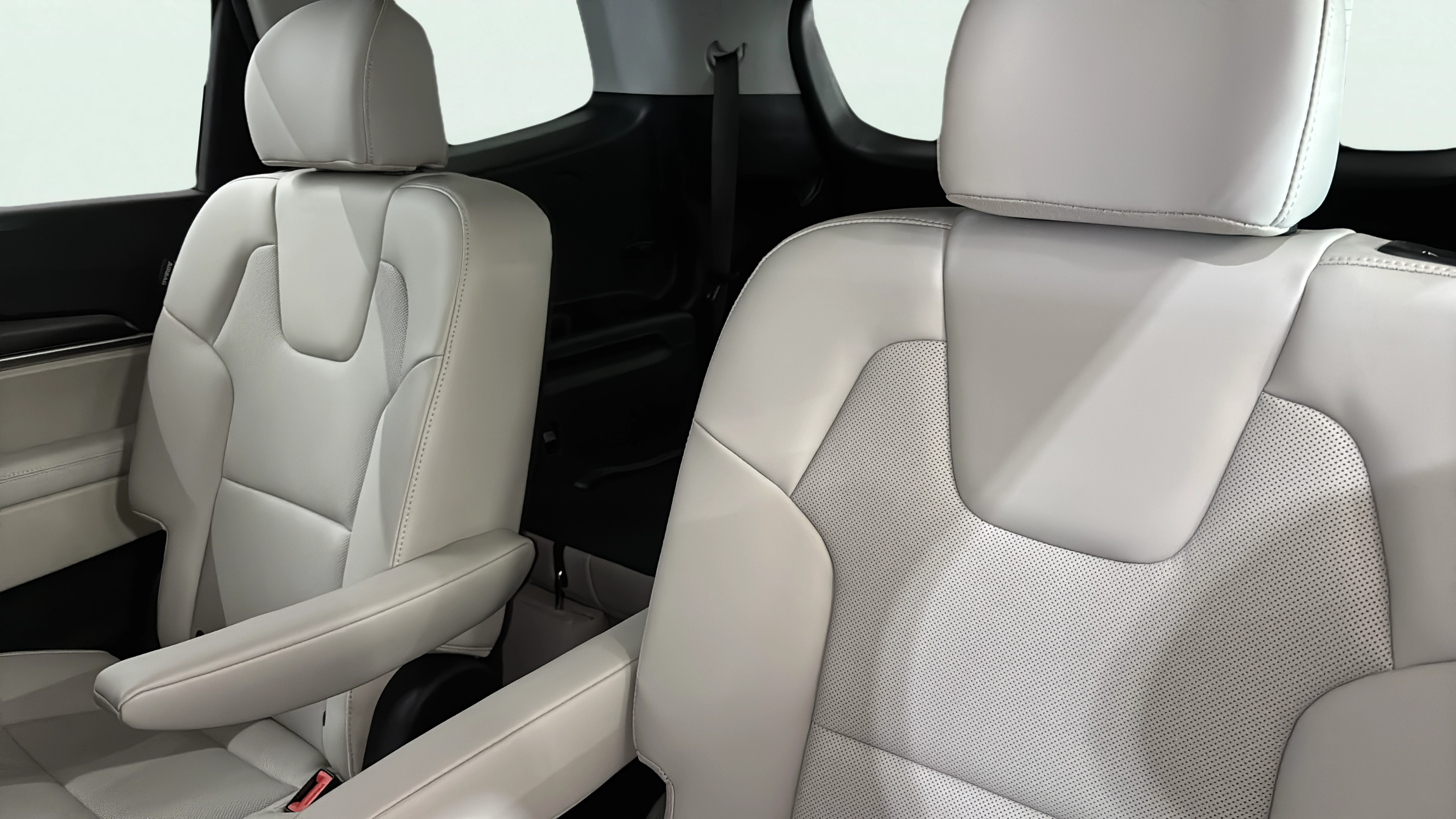Vehicle interior 2