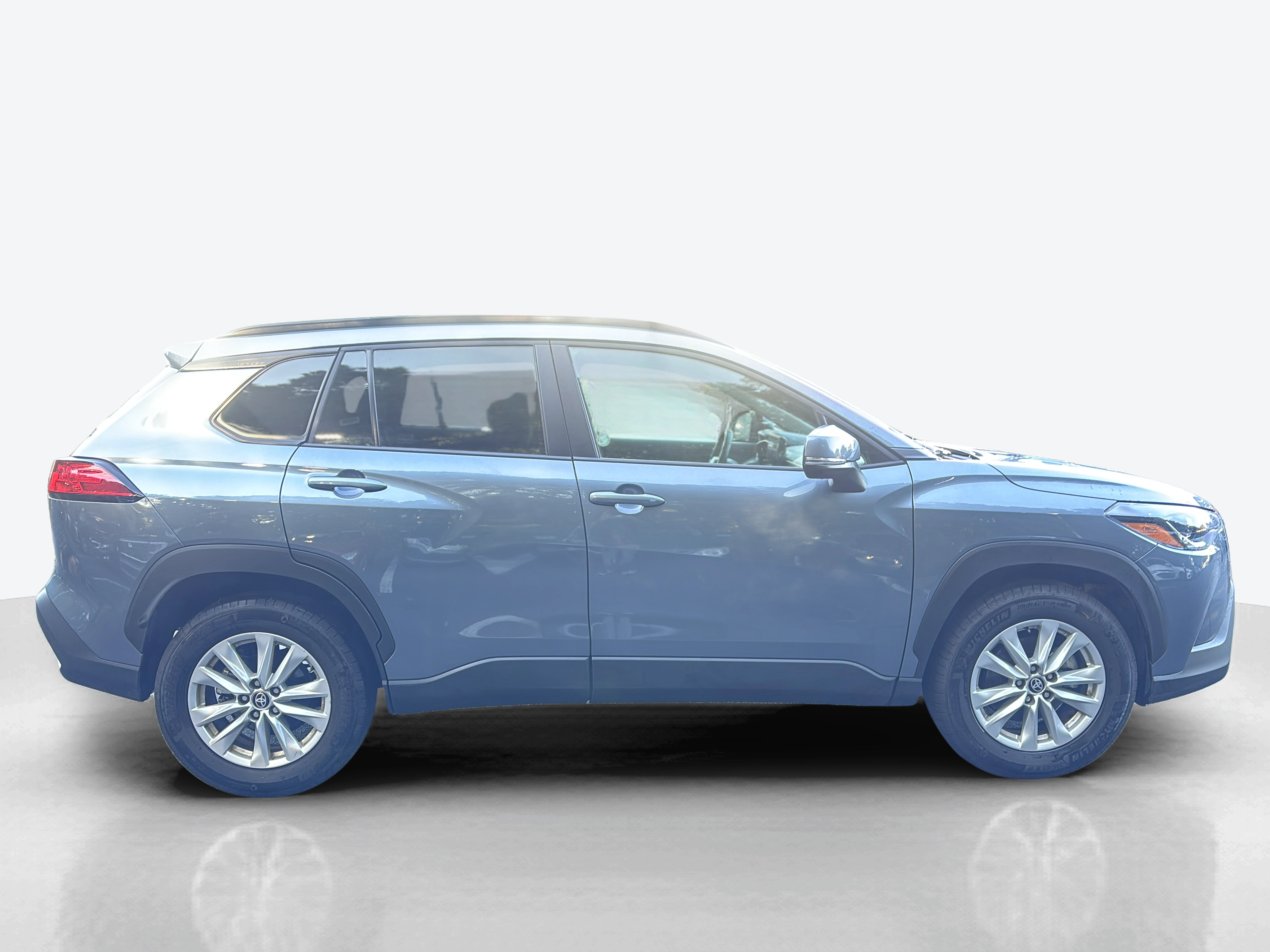 Vehicle exterior side