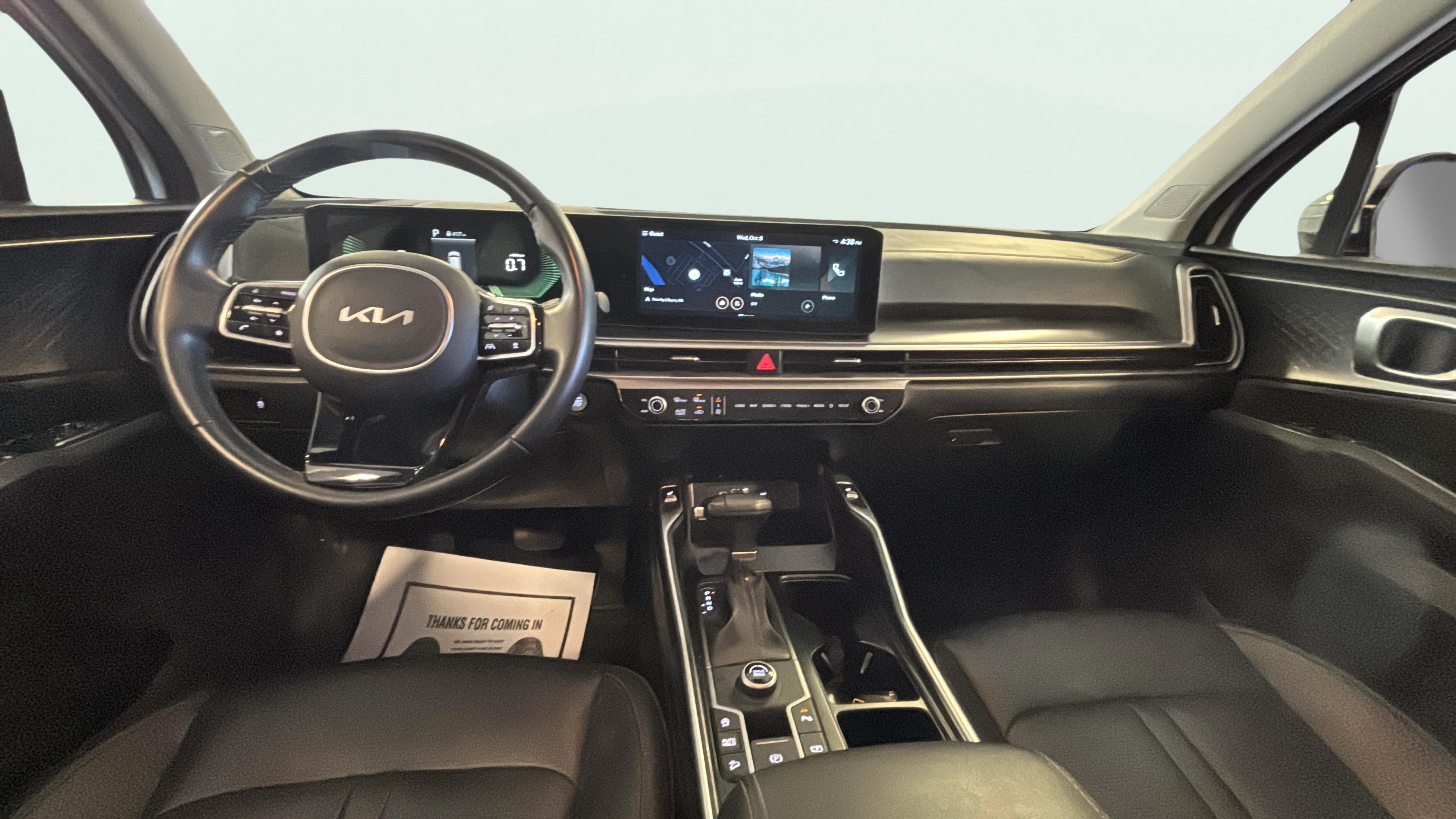 Vehicle interior 360 preview