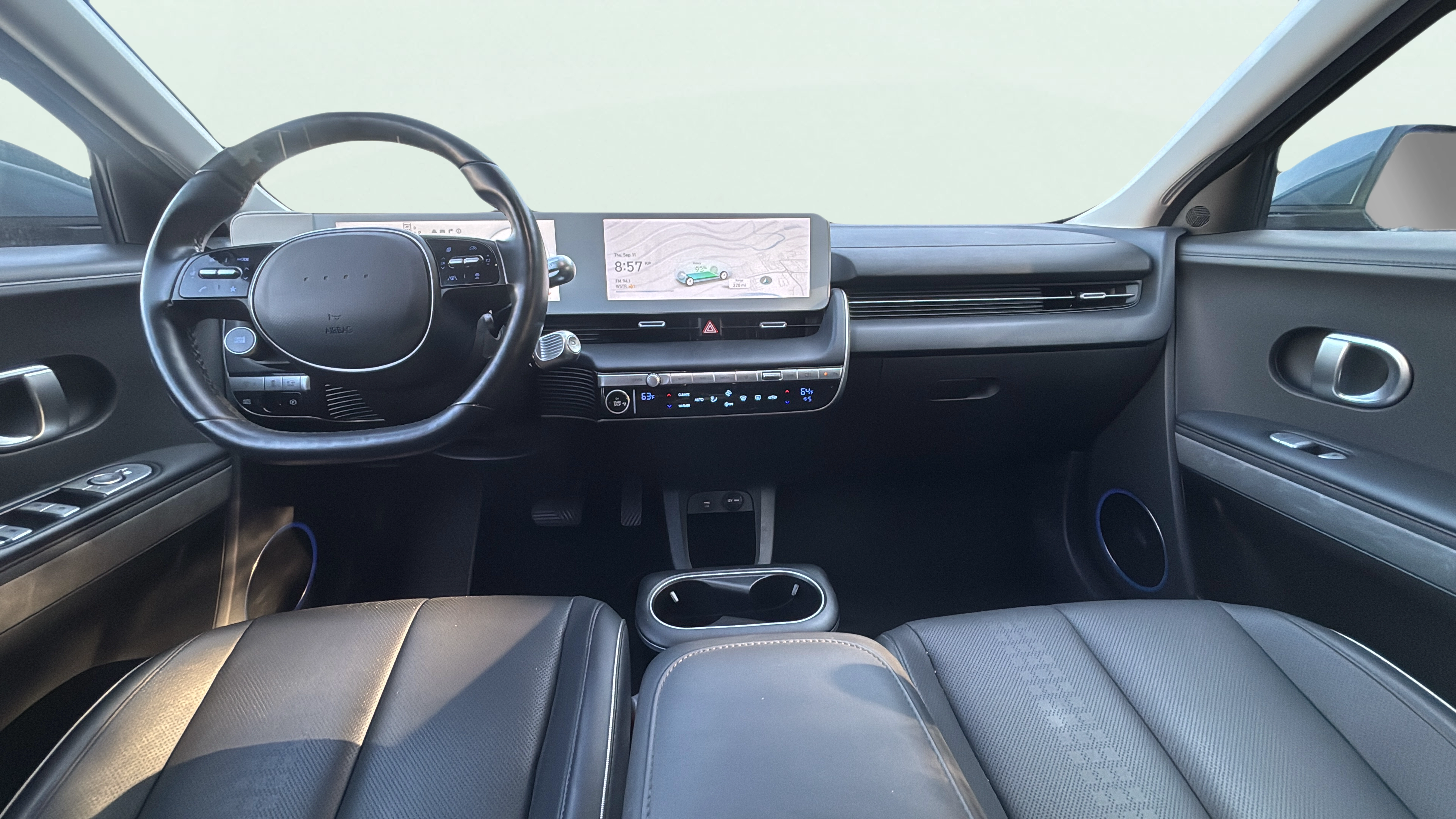 Vehicle interior 360 preview
