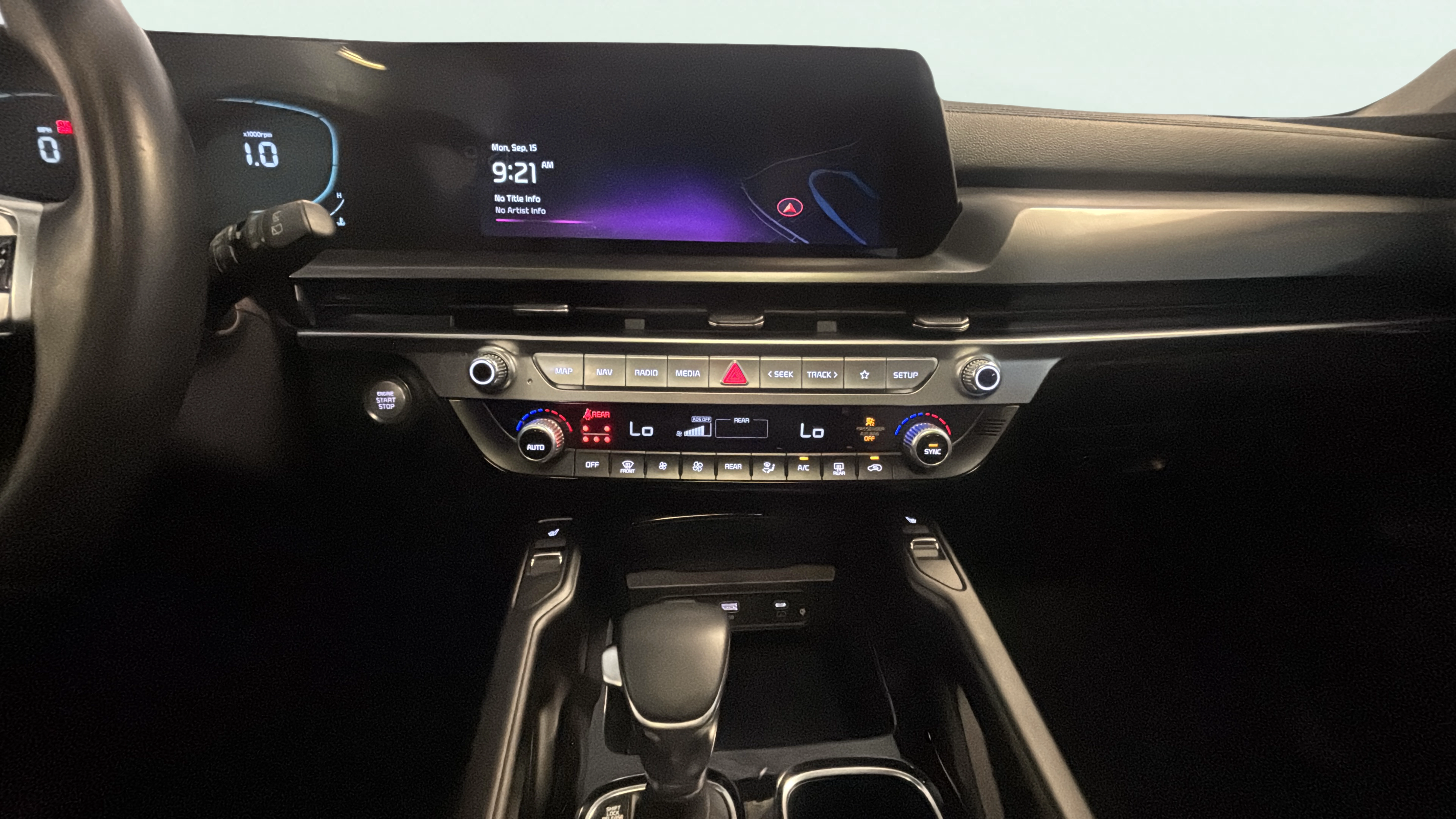 Vehicle interior 360 preview