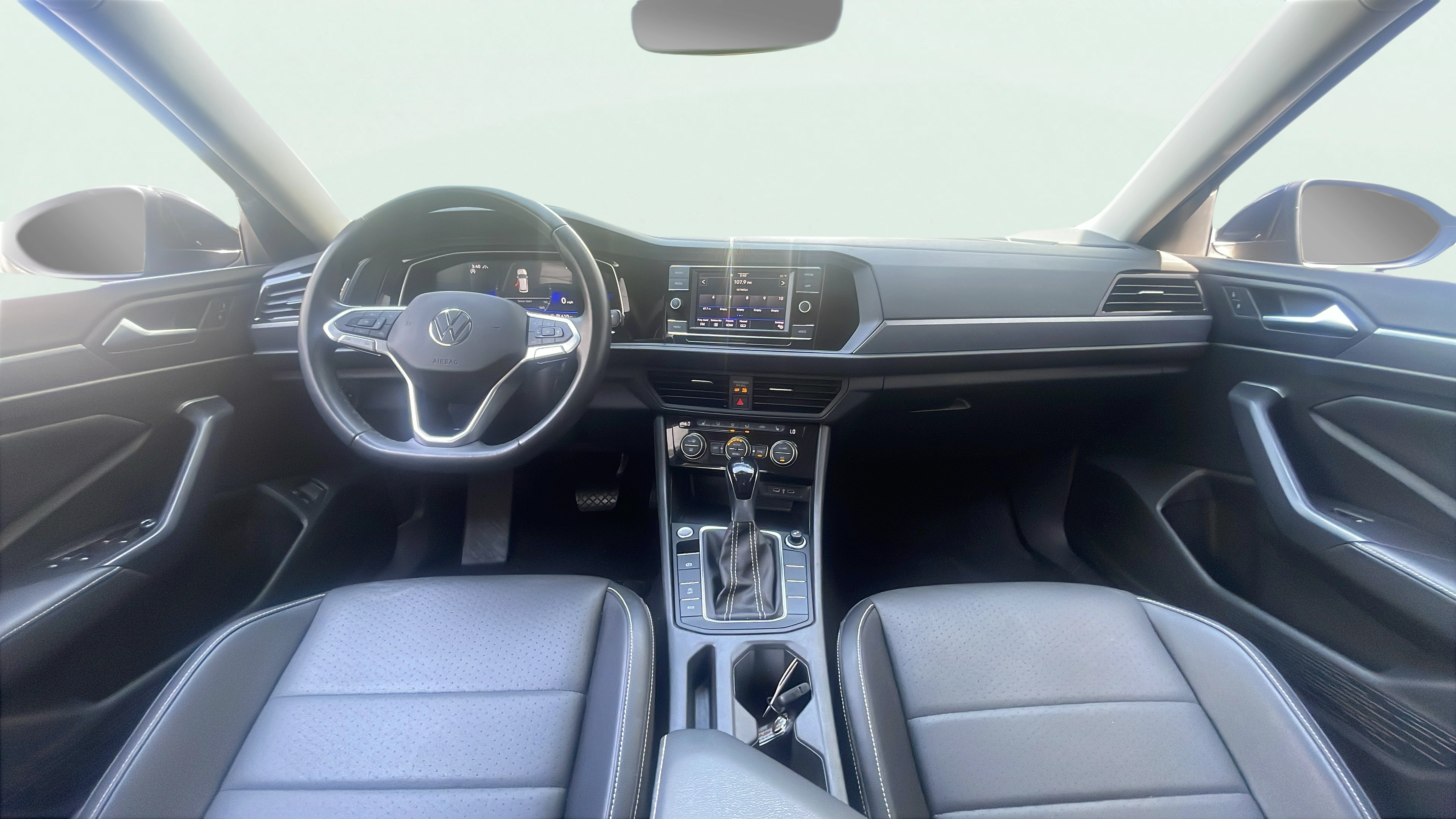 Vehicle interior 360 preview