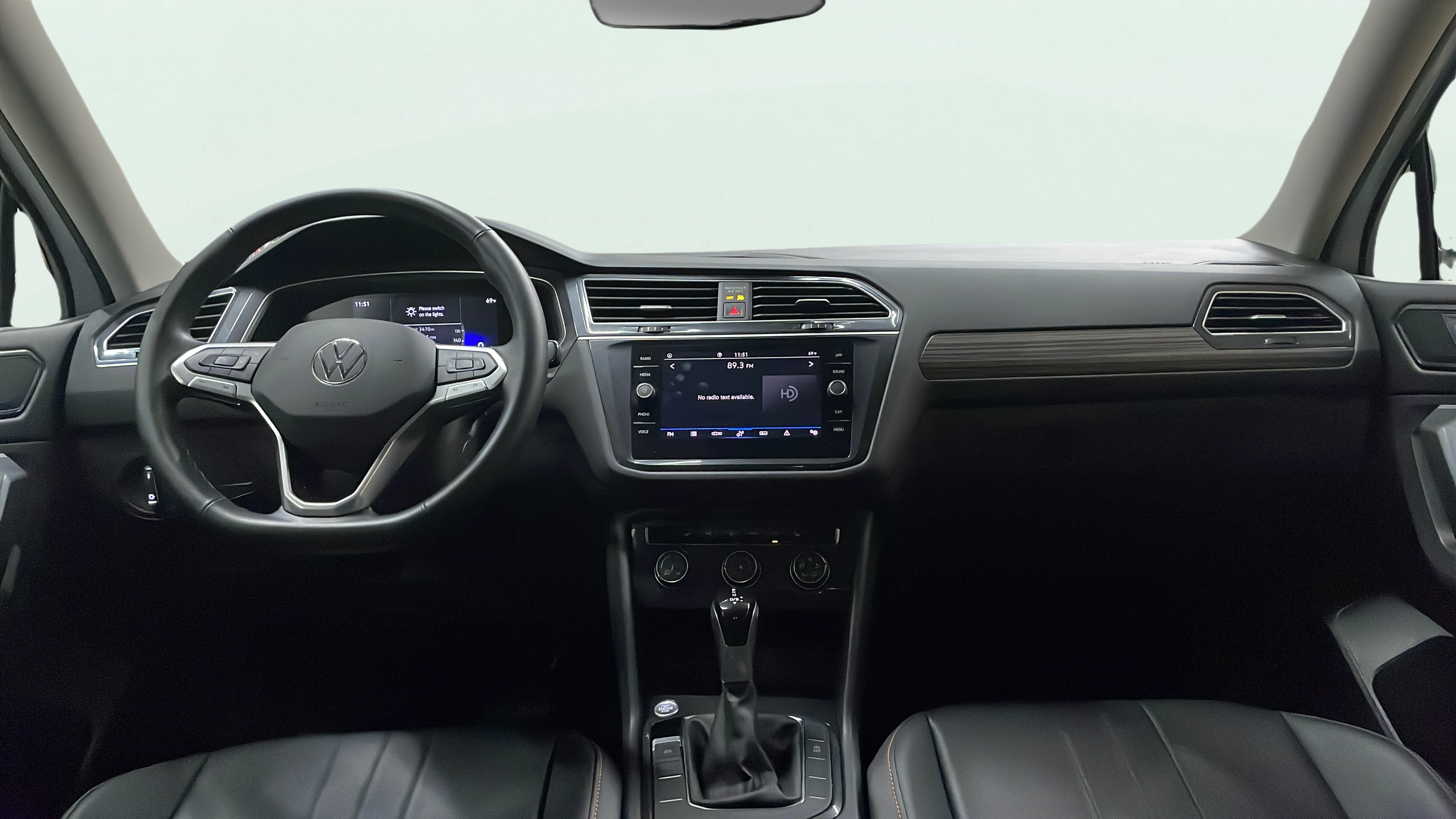 Vehicle interior 360 preview