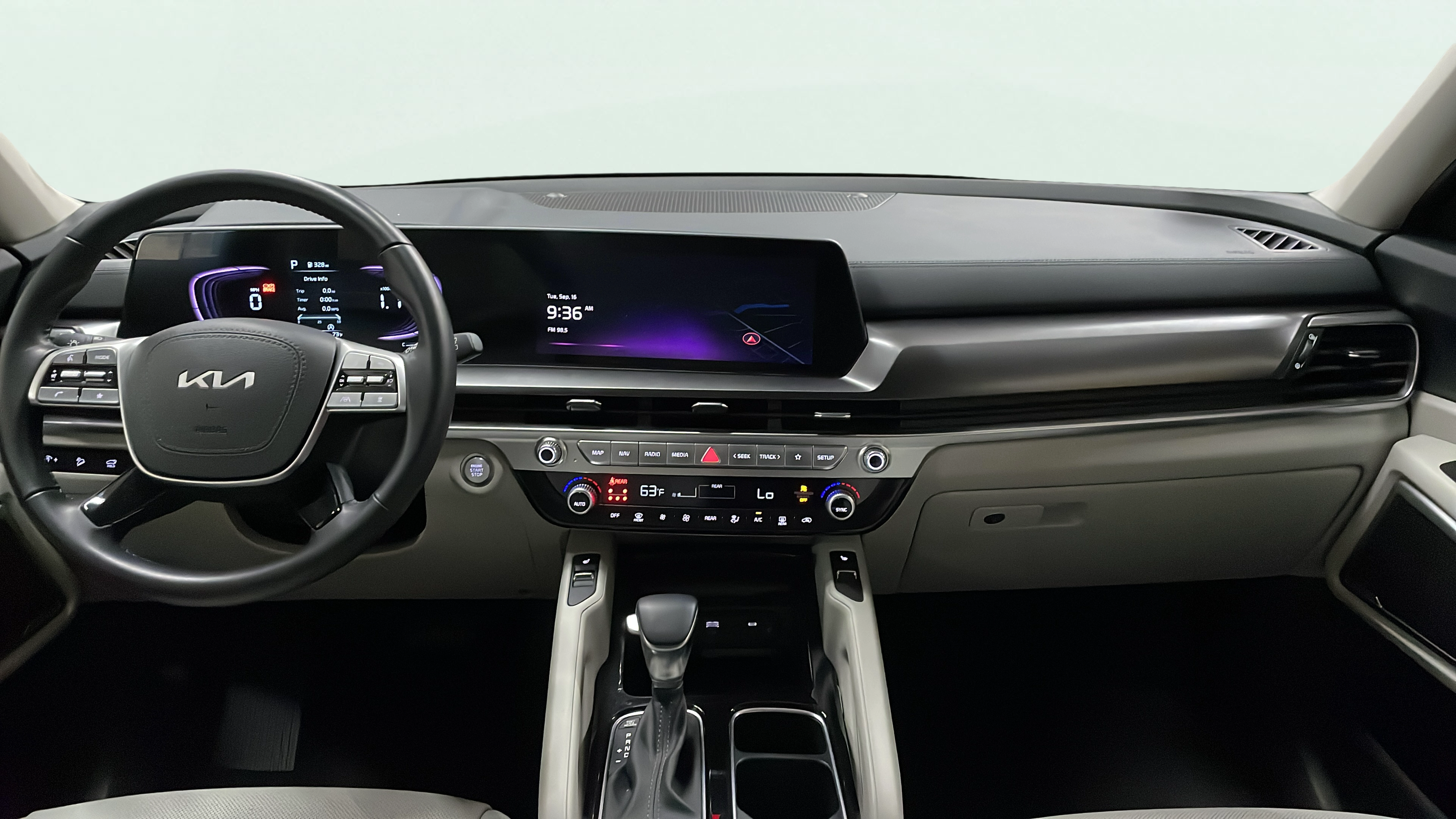 Vehicle interior 360 preview