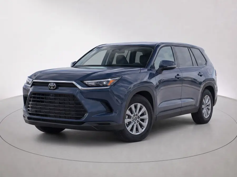 2025 Toyota Grand Highlander — image 1 of 9