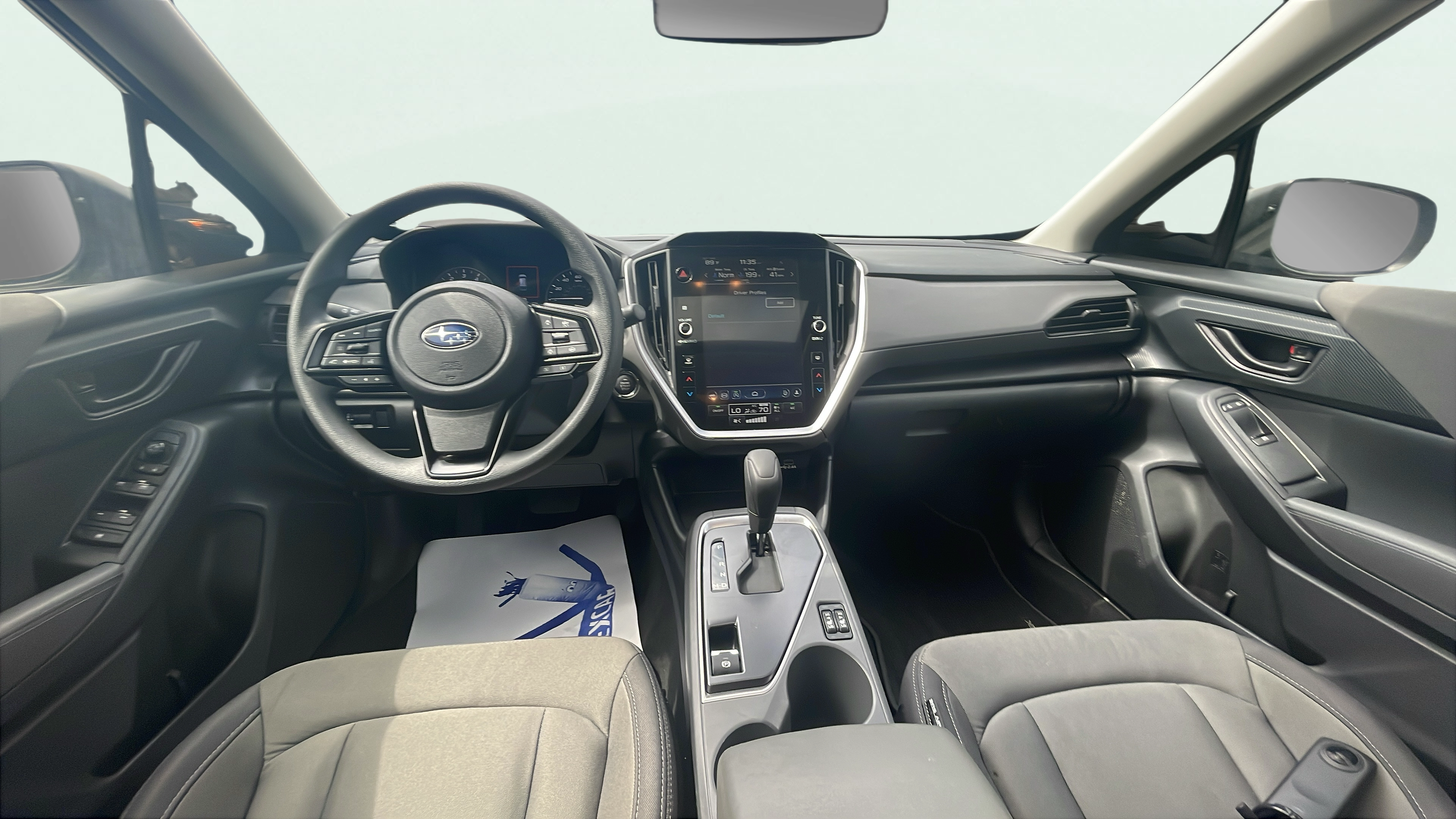 Vehicle interior 360 preview