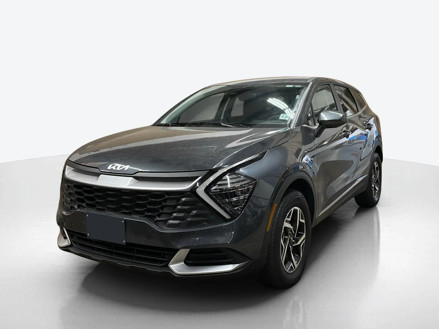 2024 Kia Sportage — image 1 of 5