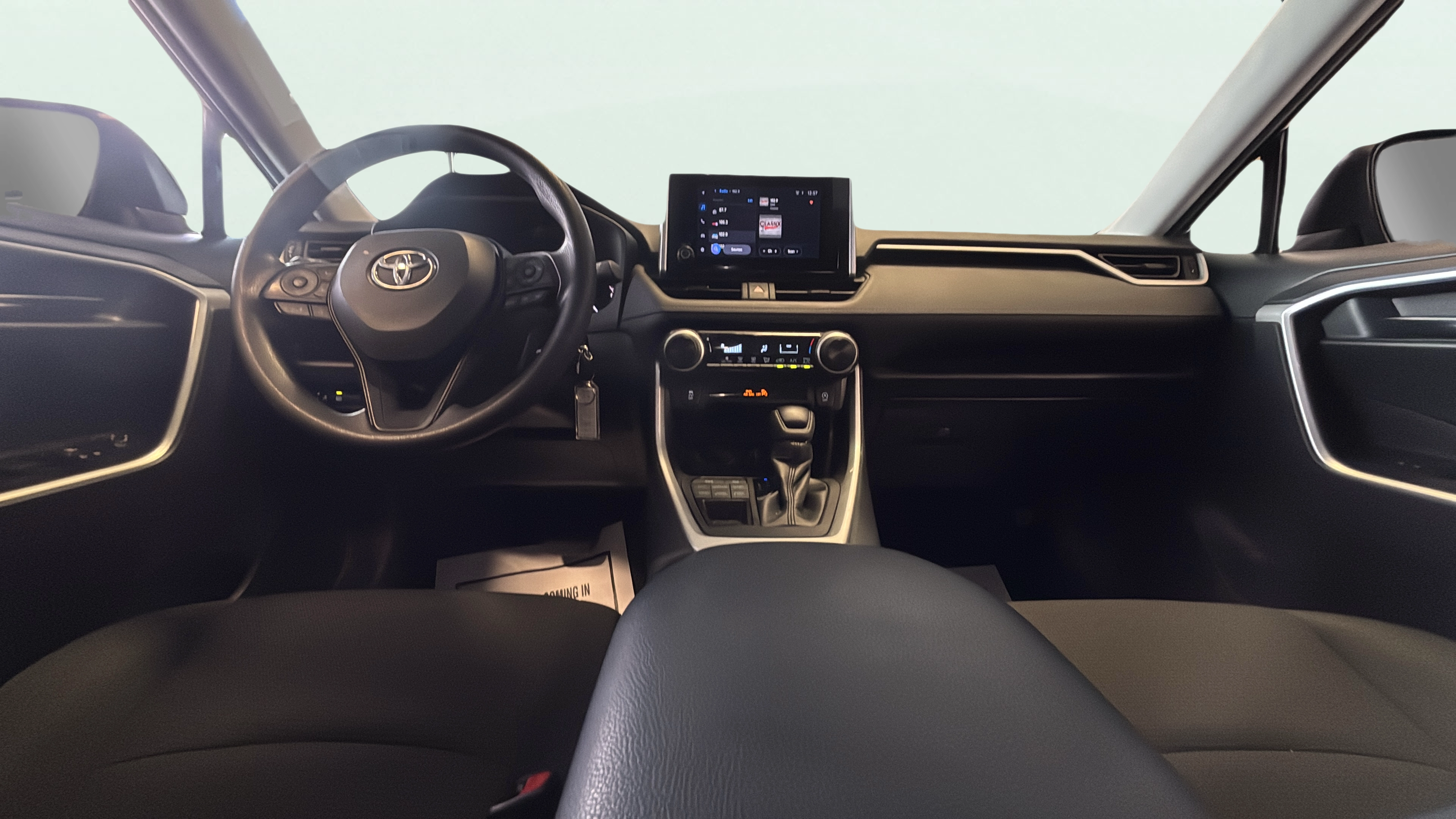 Vehicle interior 360 preview
