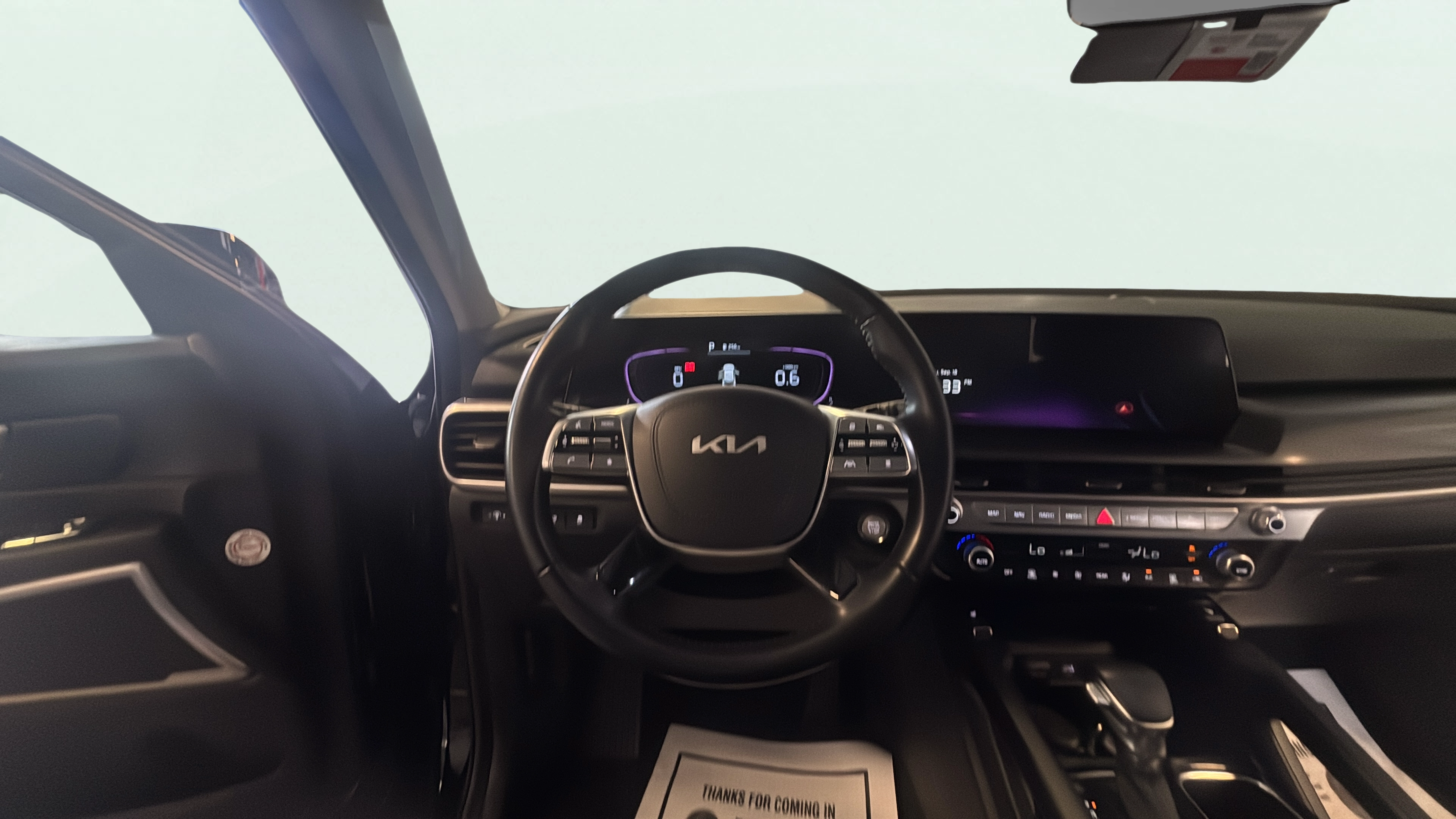 Vehicle interior 360 preview