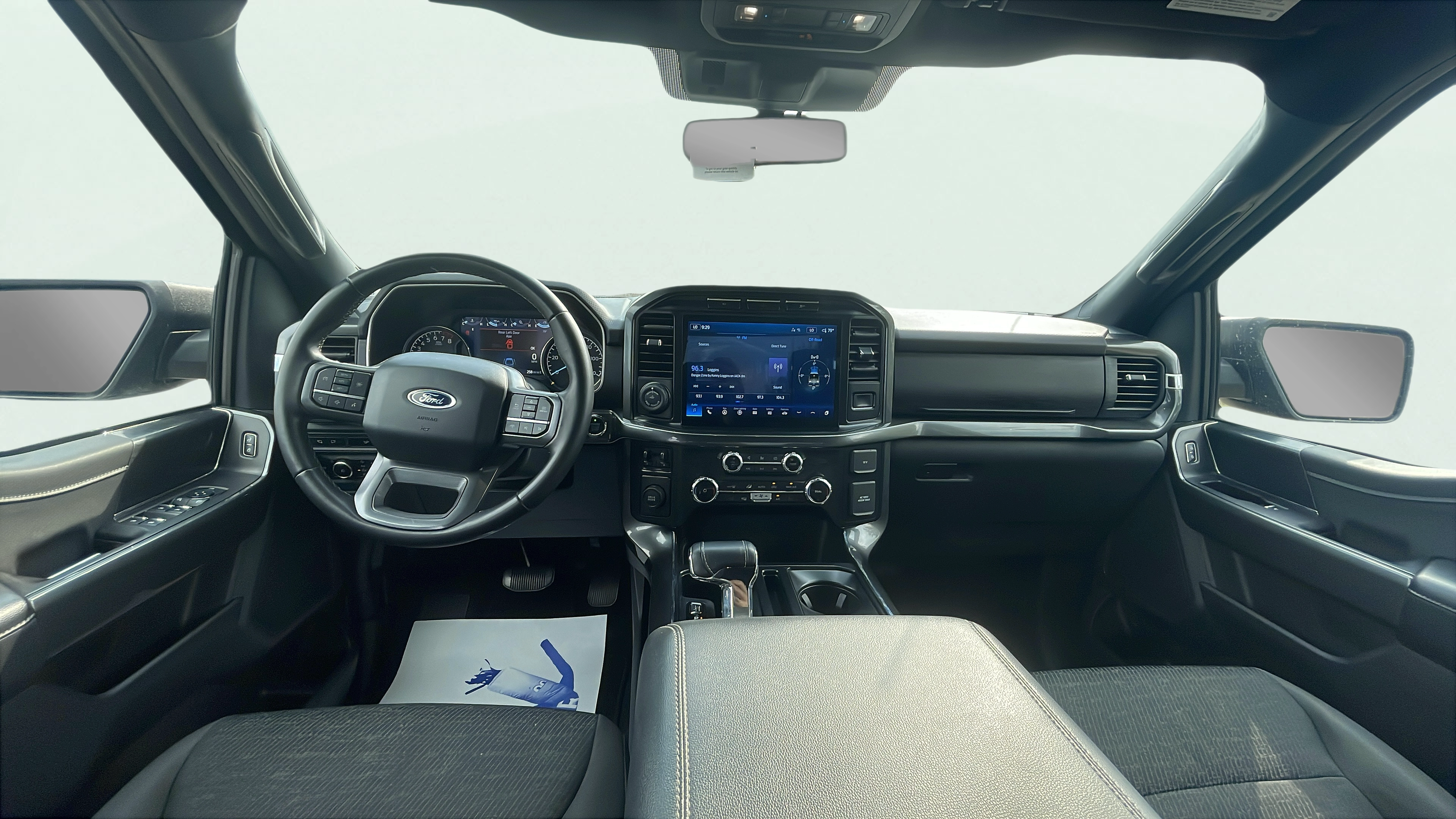 Vehicle interior 360 preview