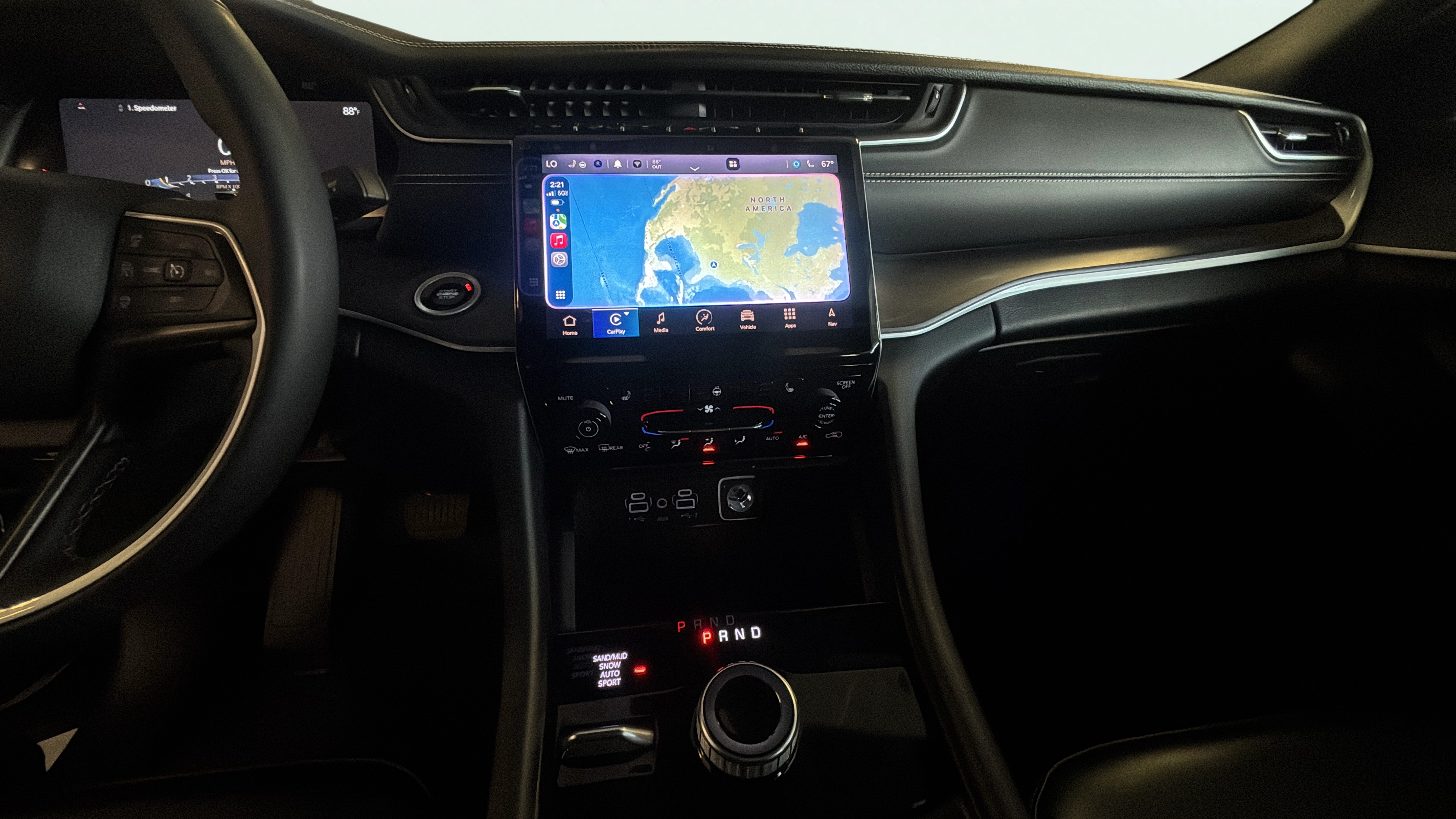 Vehicle interior 360 preview