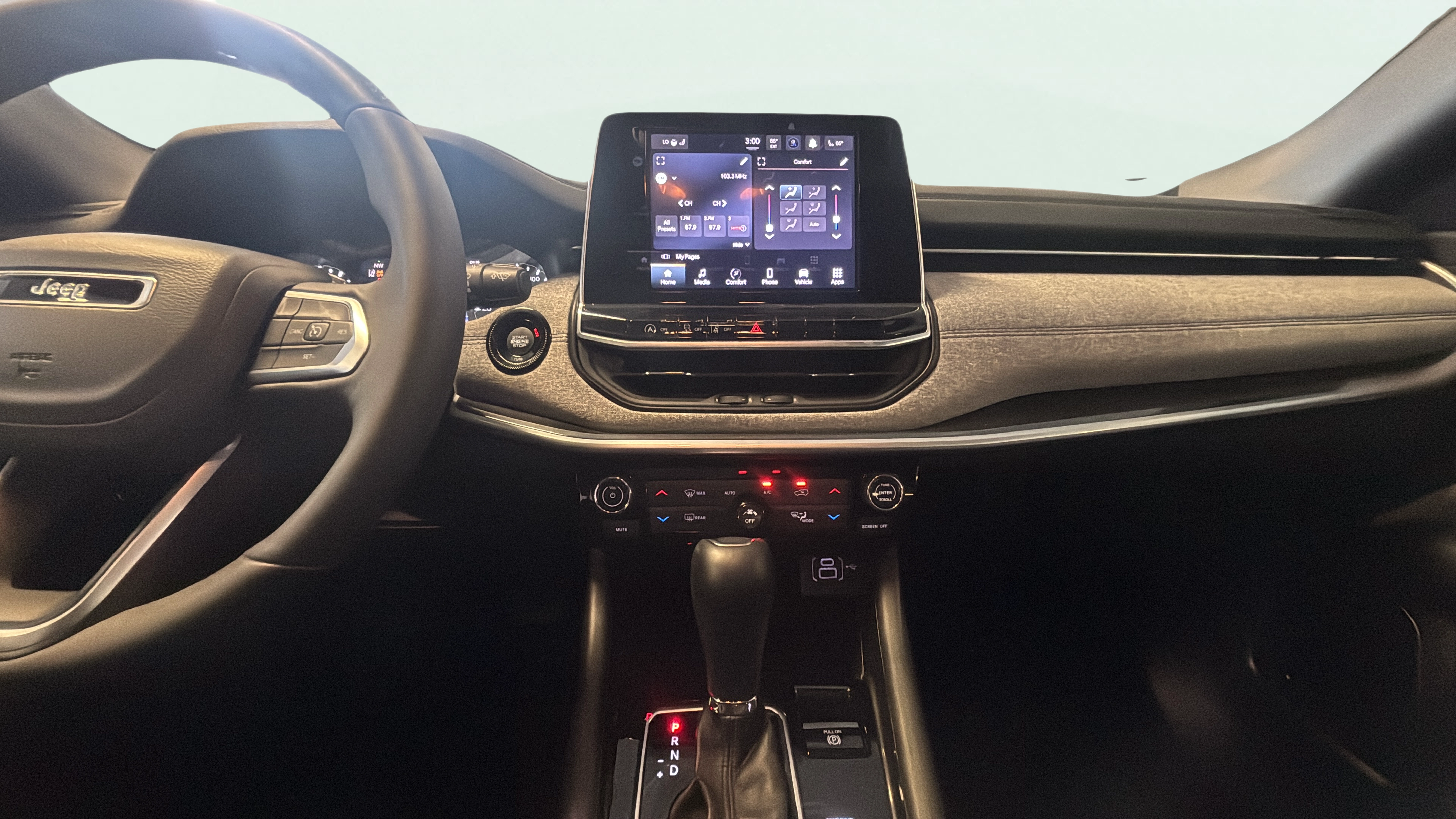 Vehicle interior 360 preview