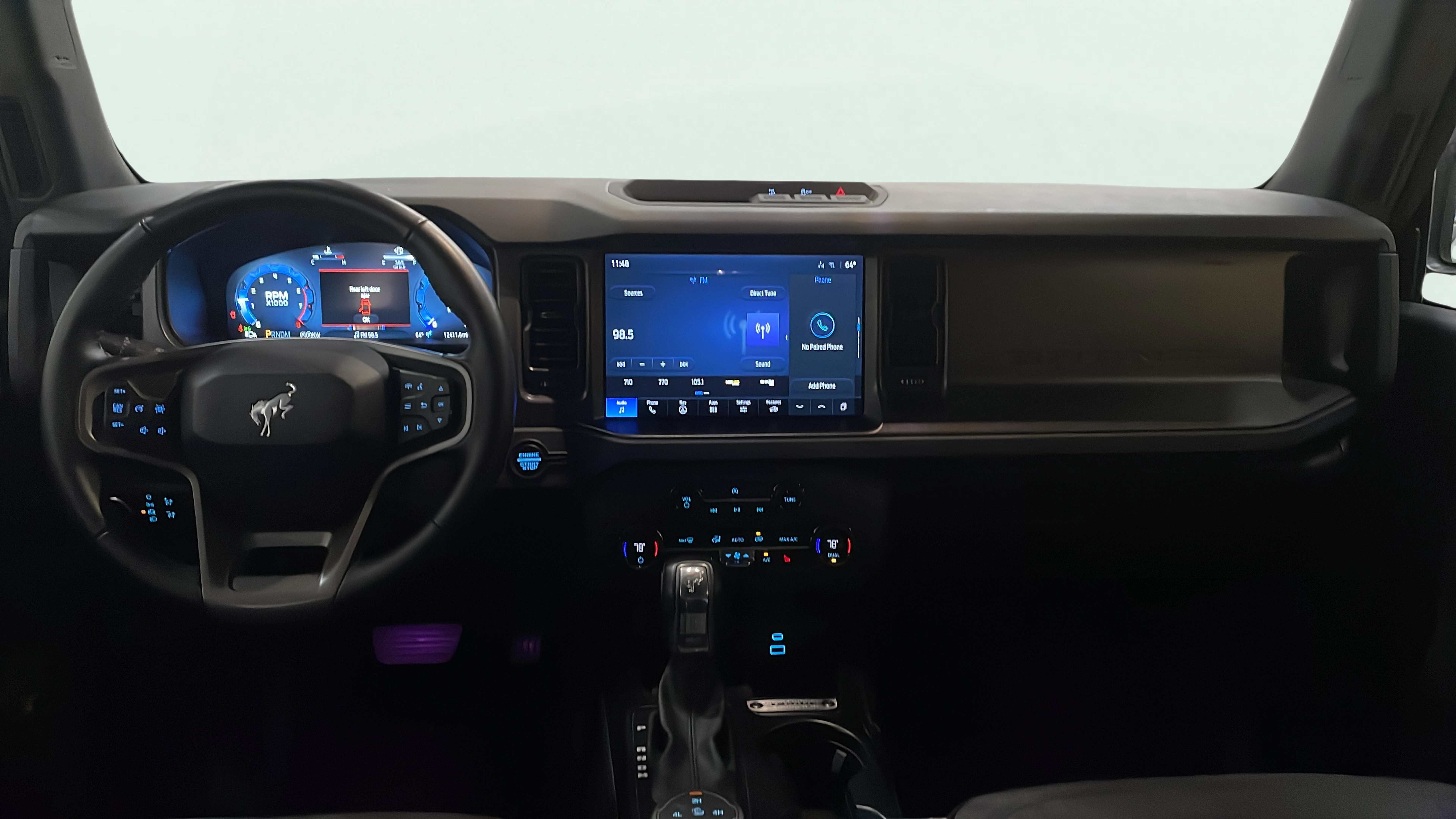 Vehicle interior 360 preview