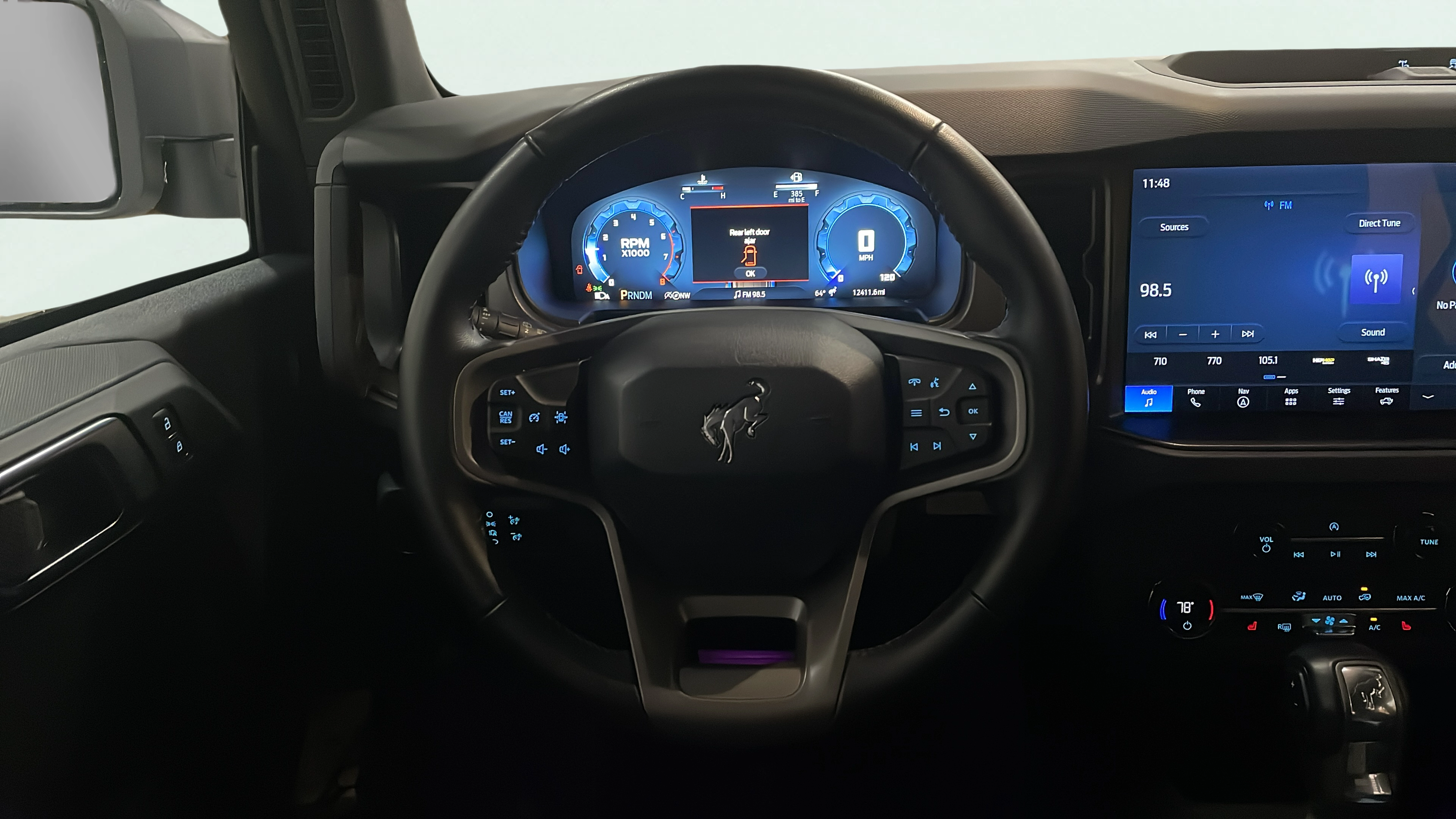 Vehicle interior 1