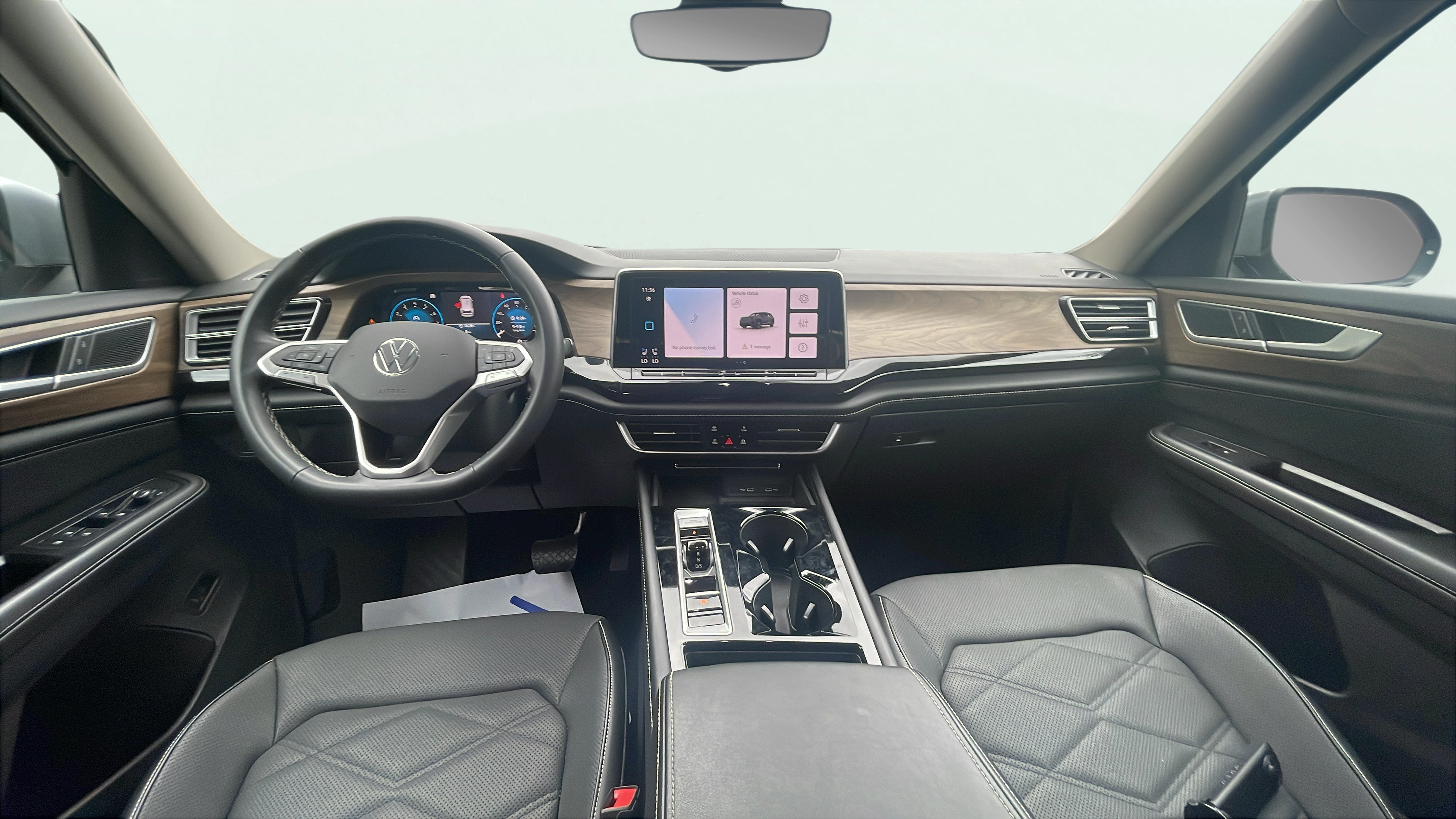 Vehicle interior 360 preview