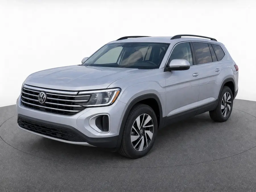 2024 Volkswagen Atlas — image 1 of 9