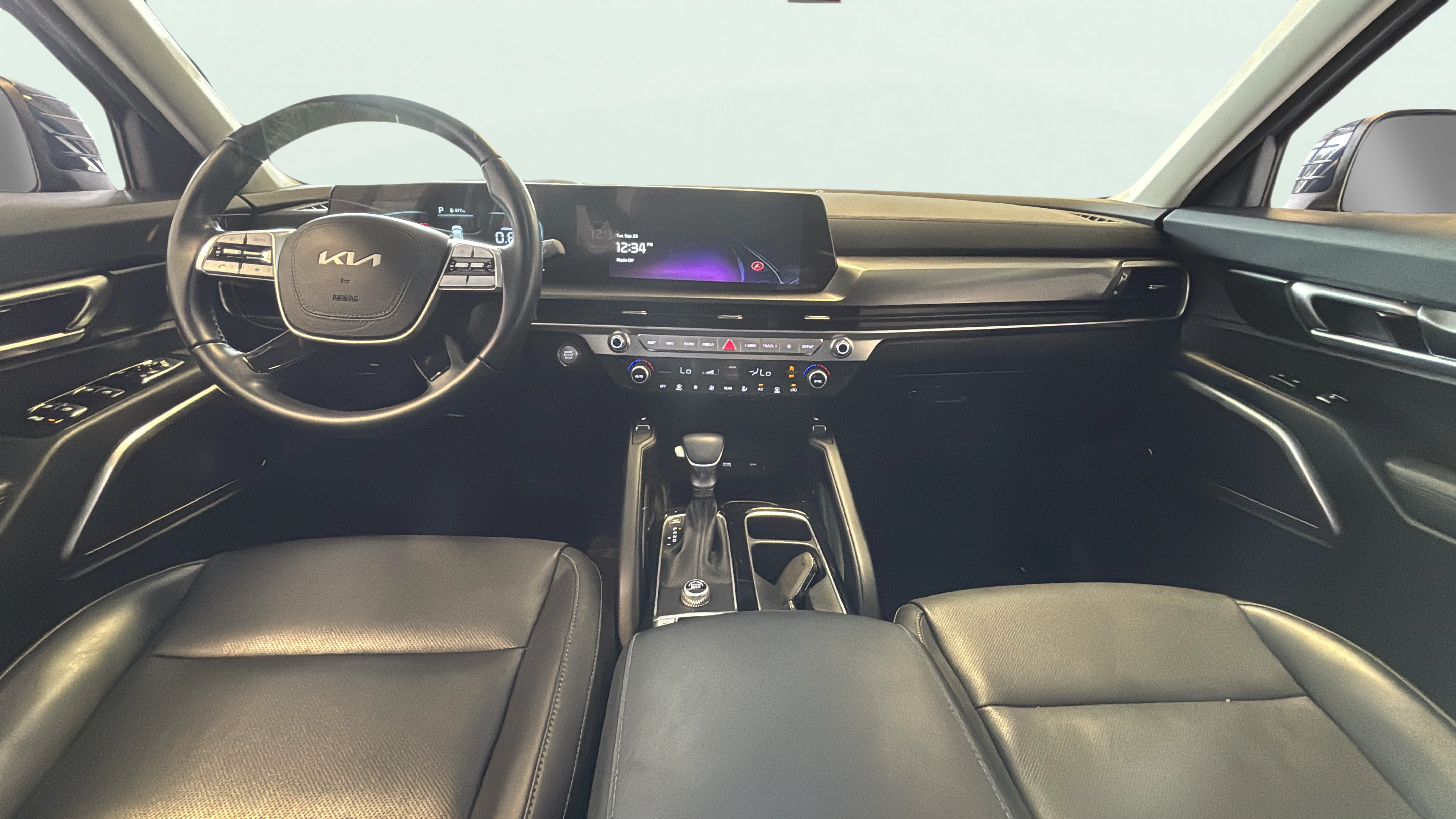 Vehicle interior 360 preview