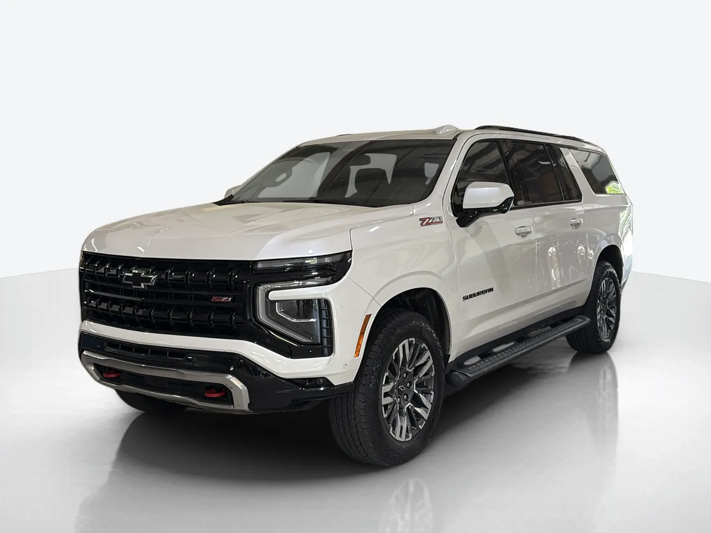 2025 Chevrolet Suburban — image 1 of 8