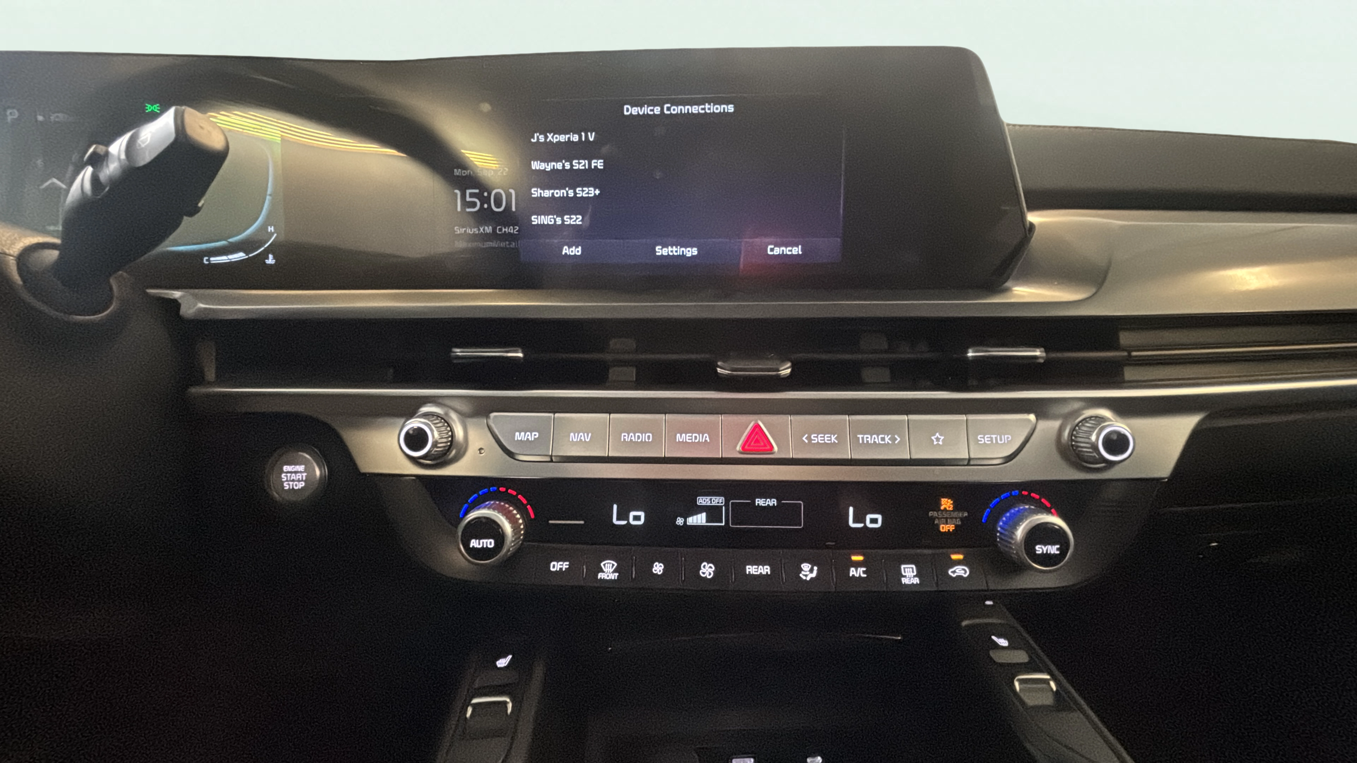 Vehicle interior 360 preview