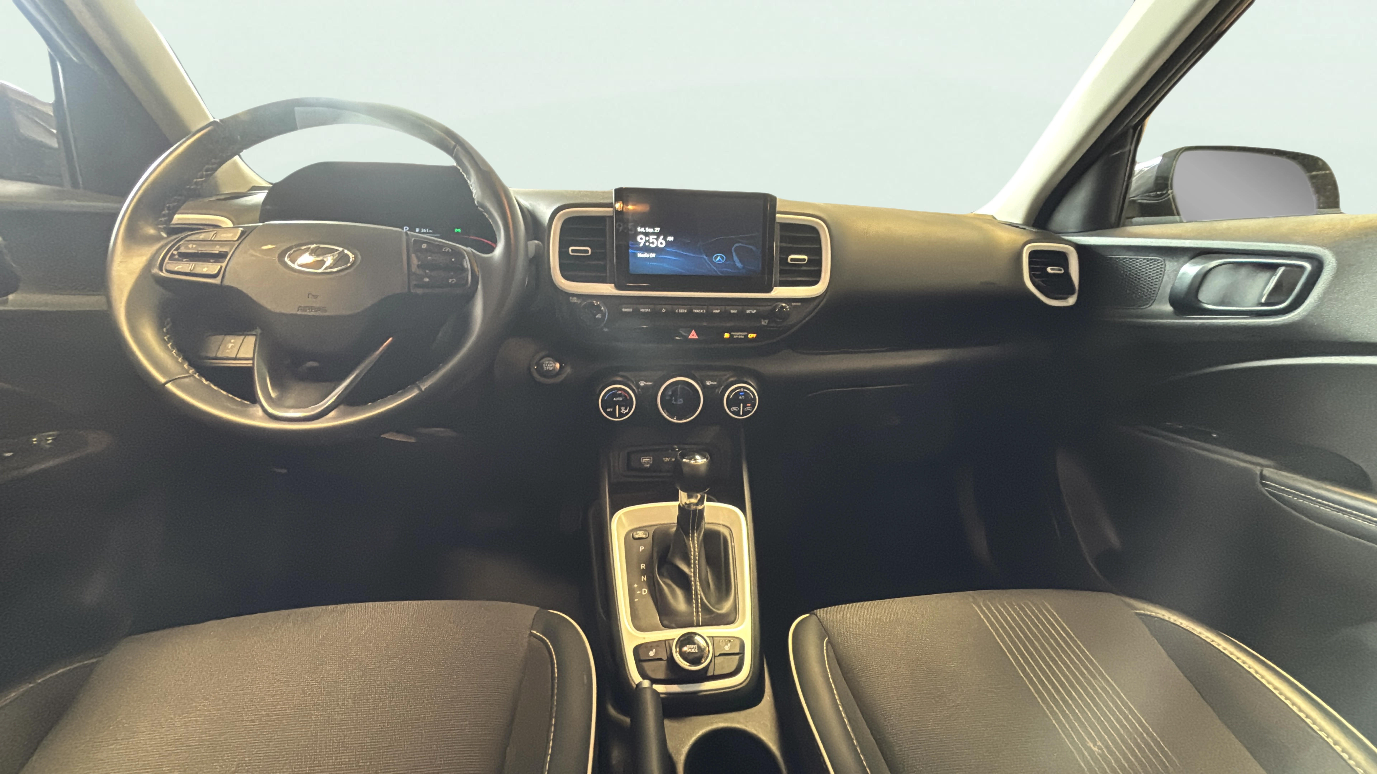 Vehicle interior 360 preview