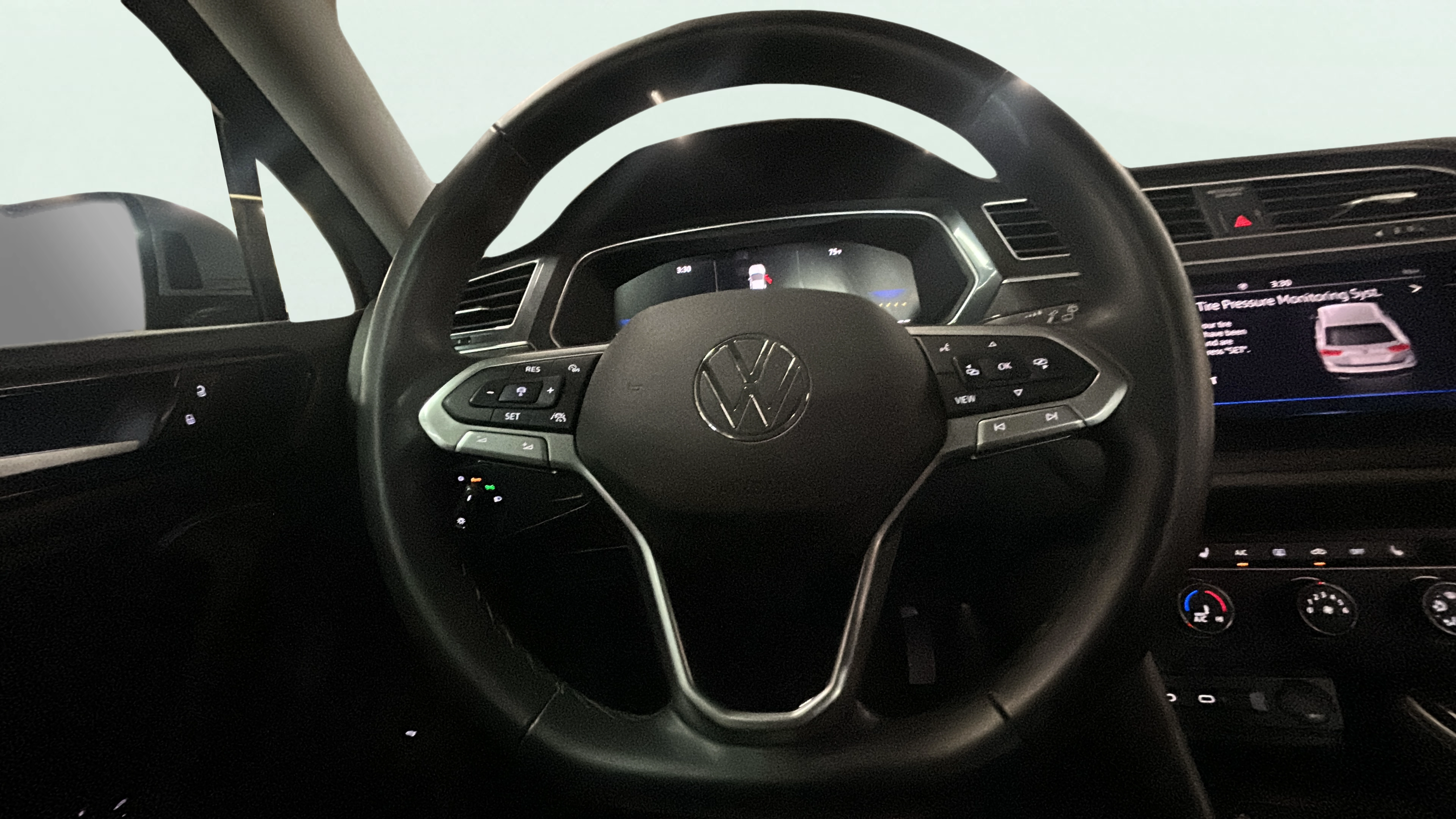 Vehicle interior 1
