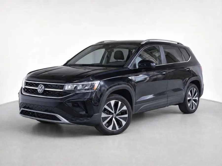 2024 Volkswagen Taos — image 1 of 9