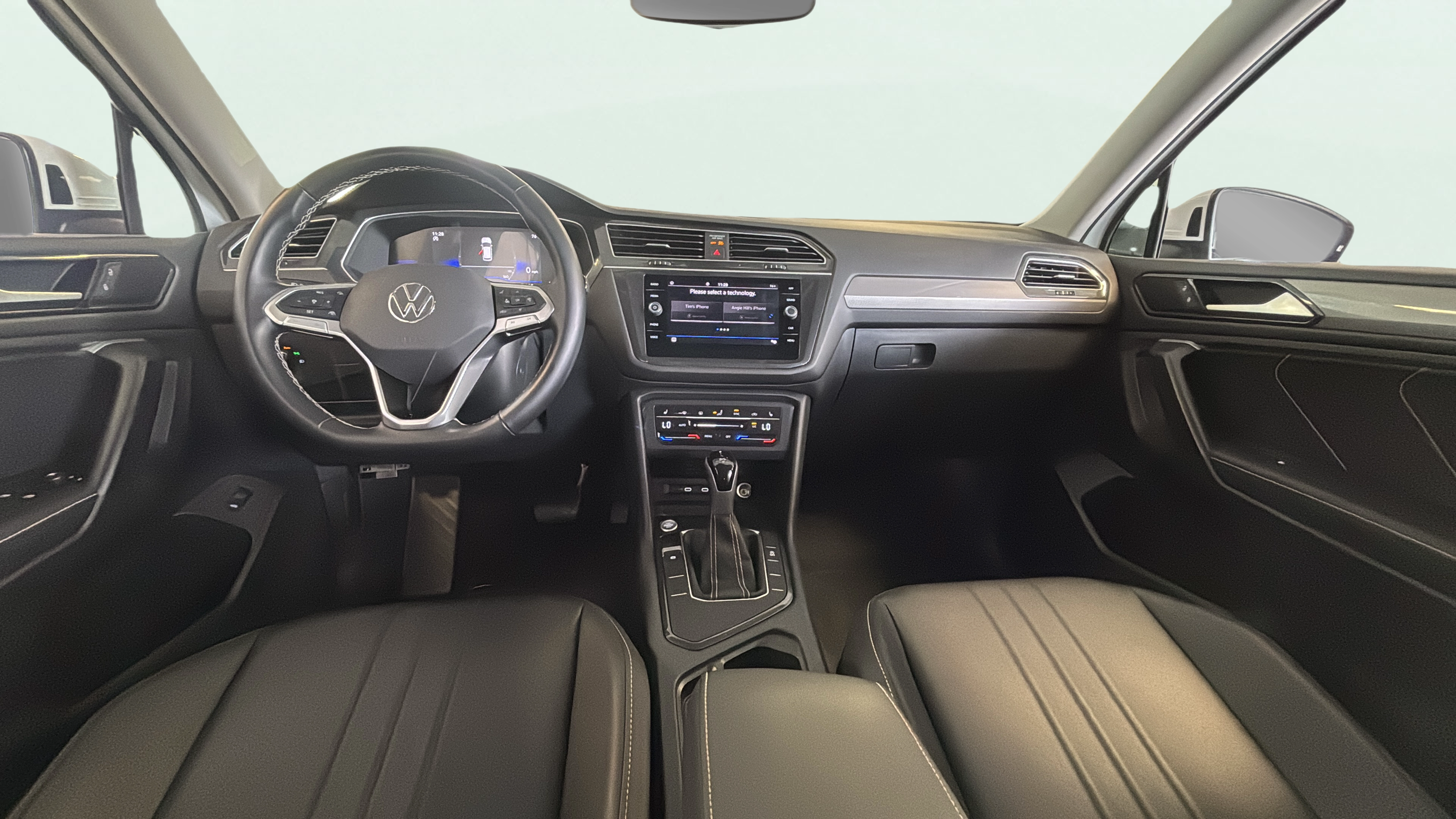 Vehicle interior 360 preview