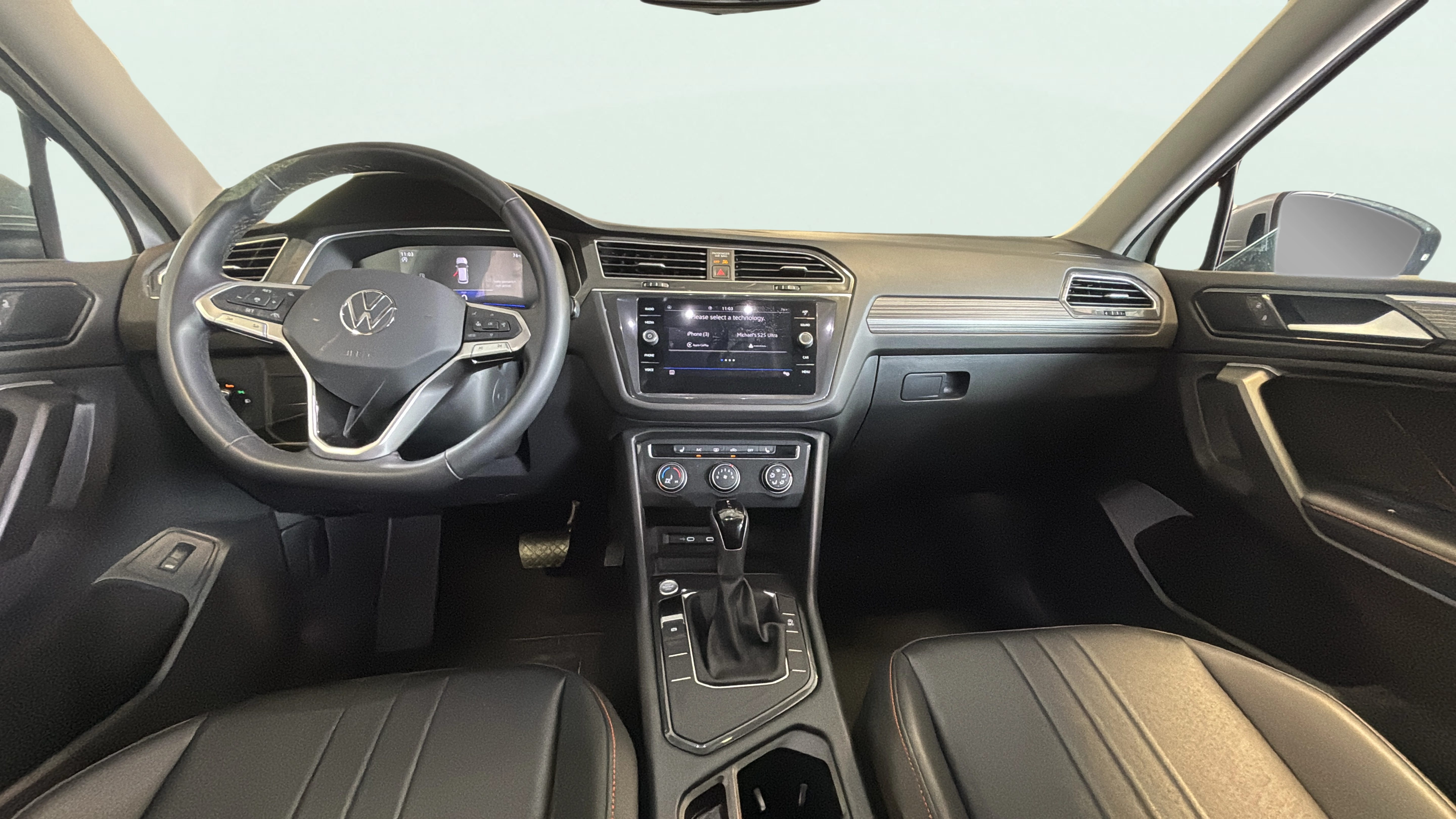 Vehicle interior 360 preview