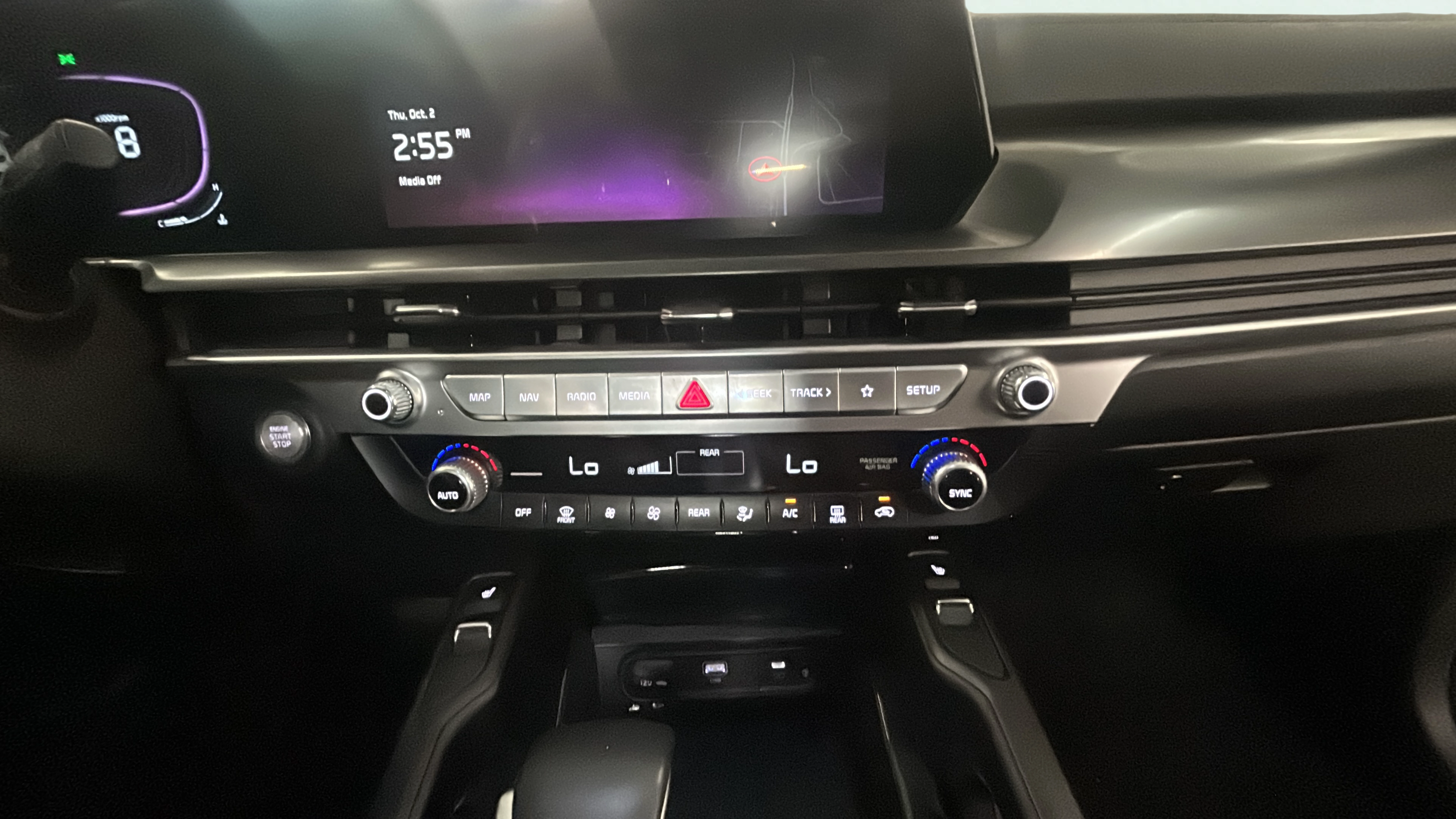 Vehicle interior 360 preview