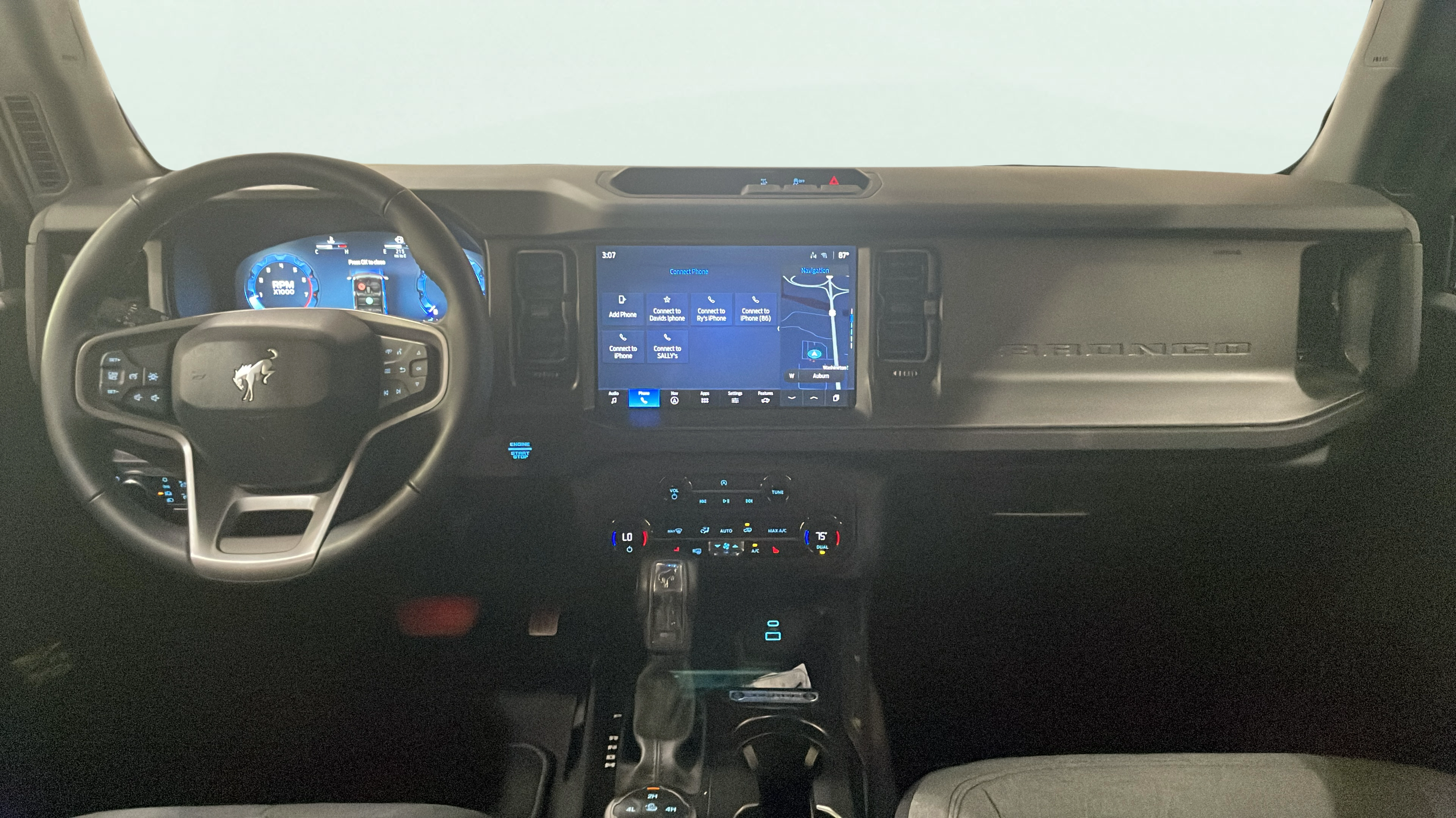 Vehicle interior 360 preview