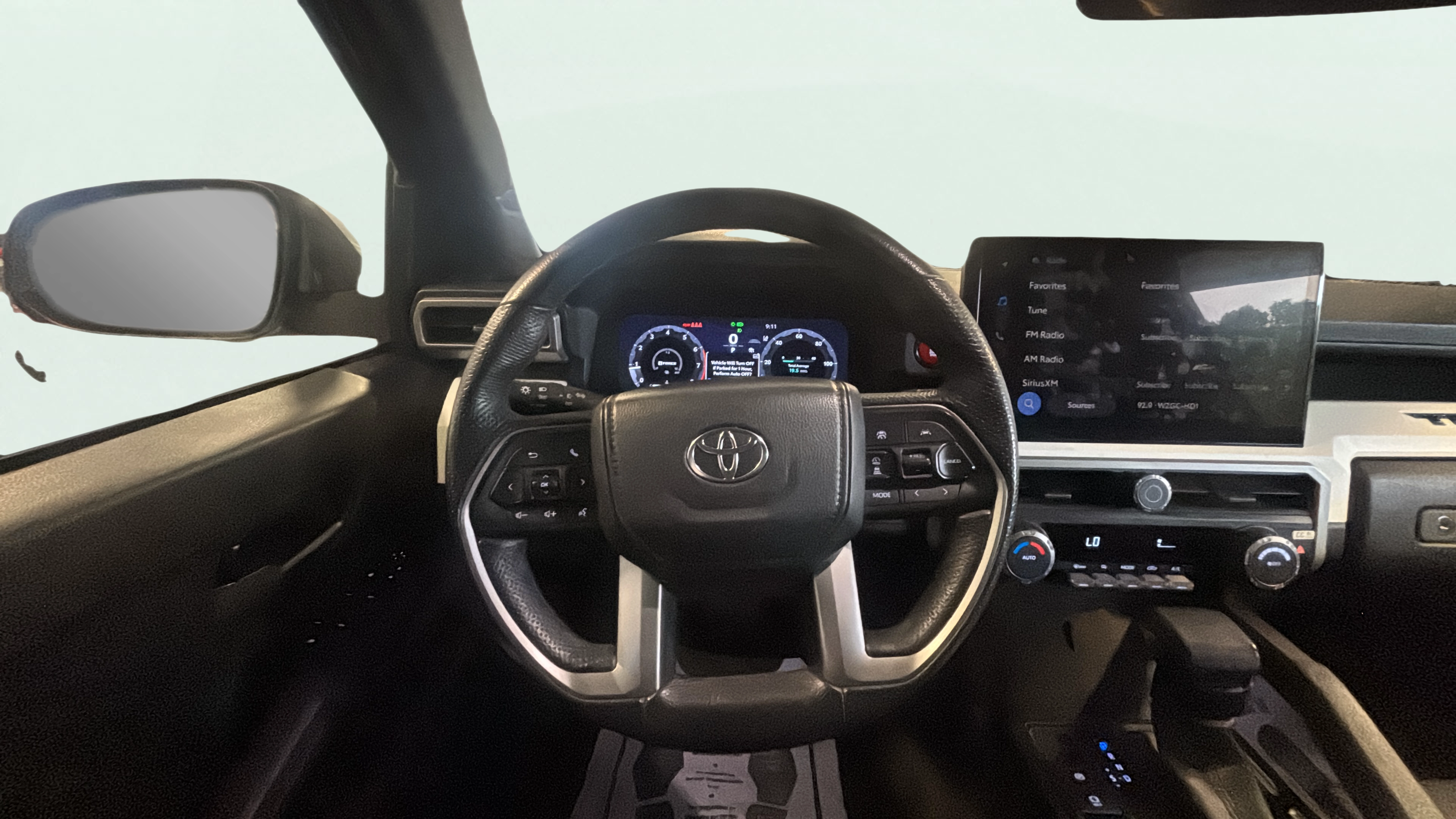 Vehicle interior 360 preview