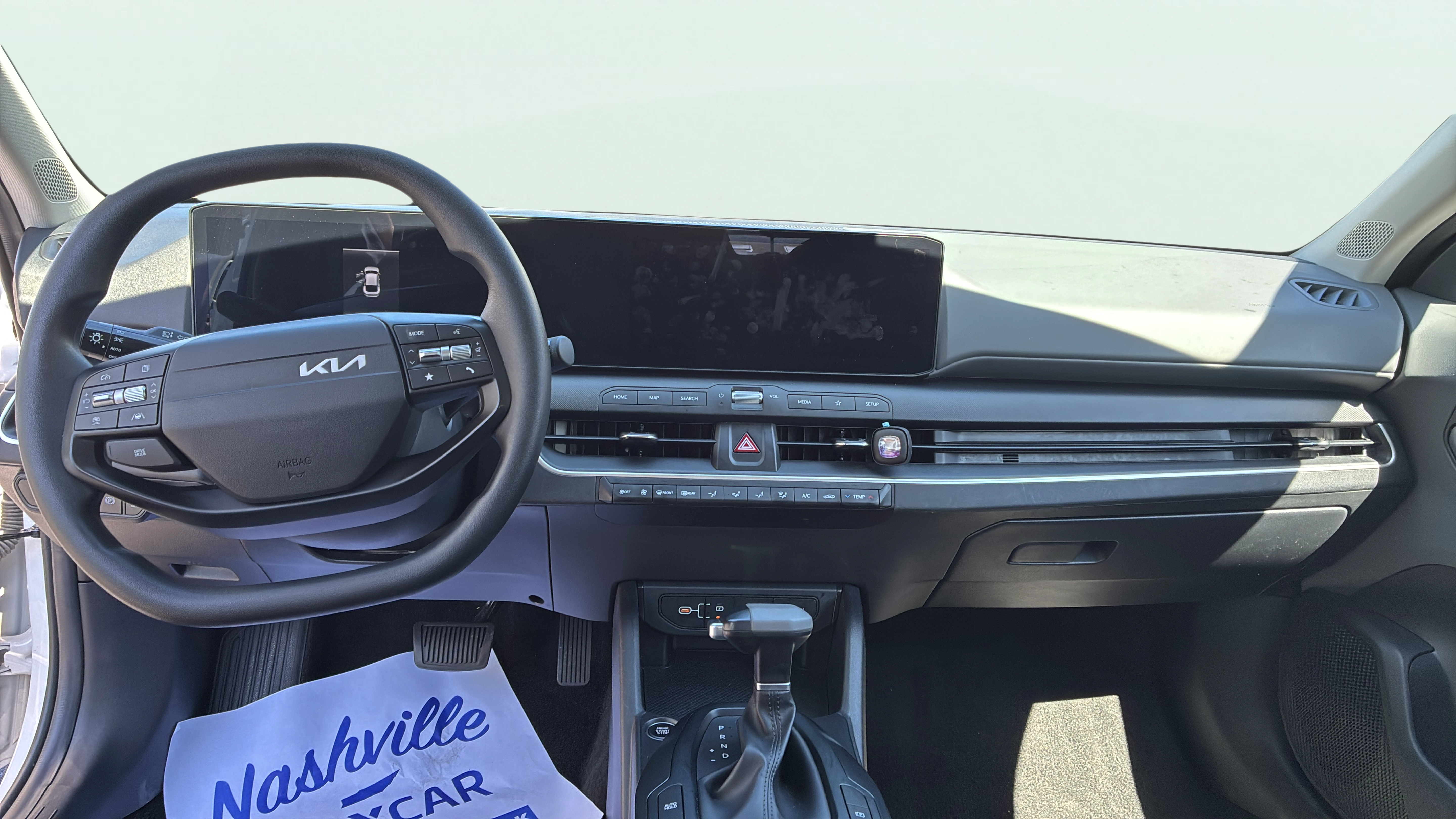 Vehicle interior 360 preview