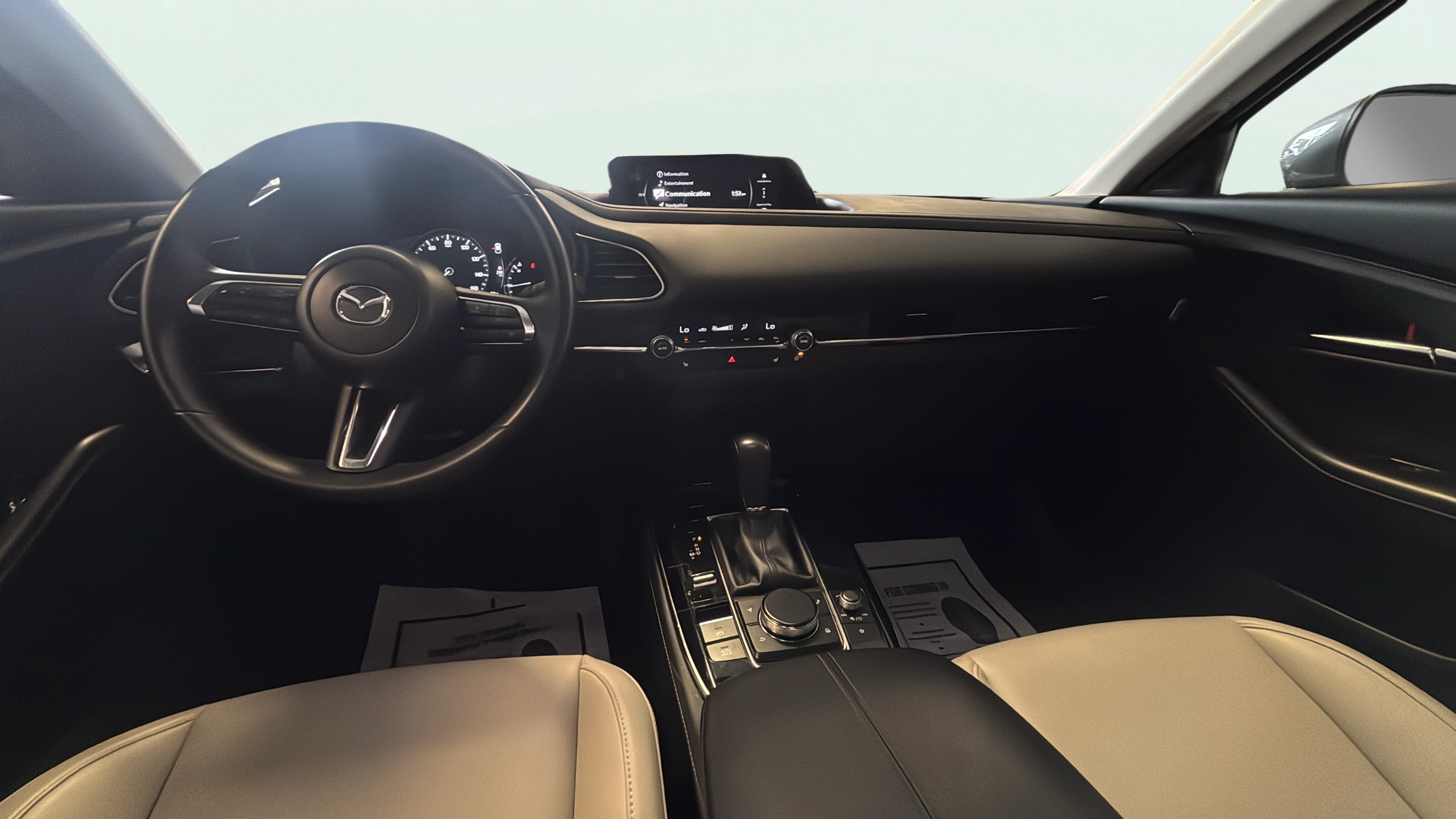 Vehicle interior 360 preview
