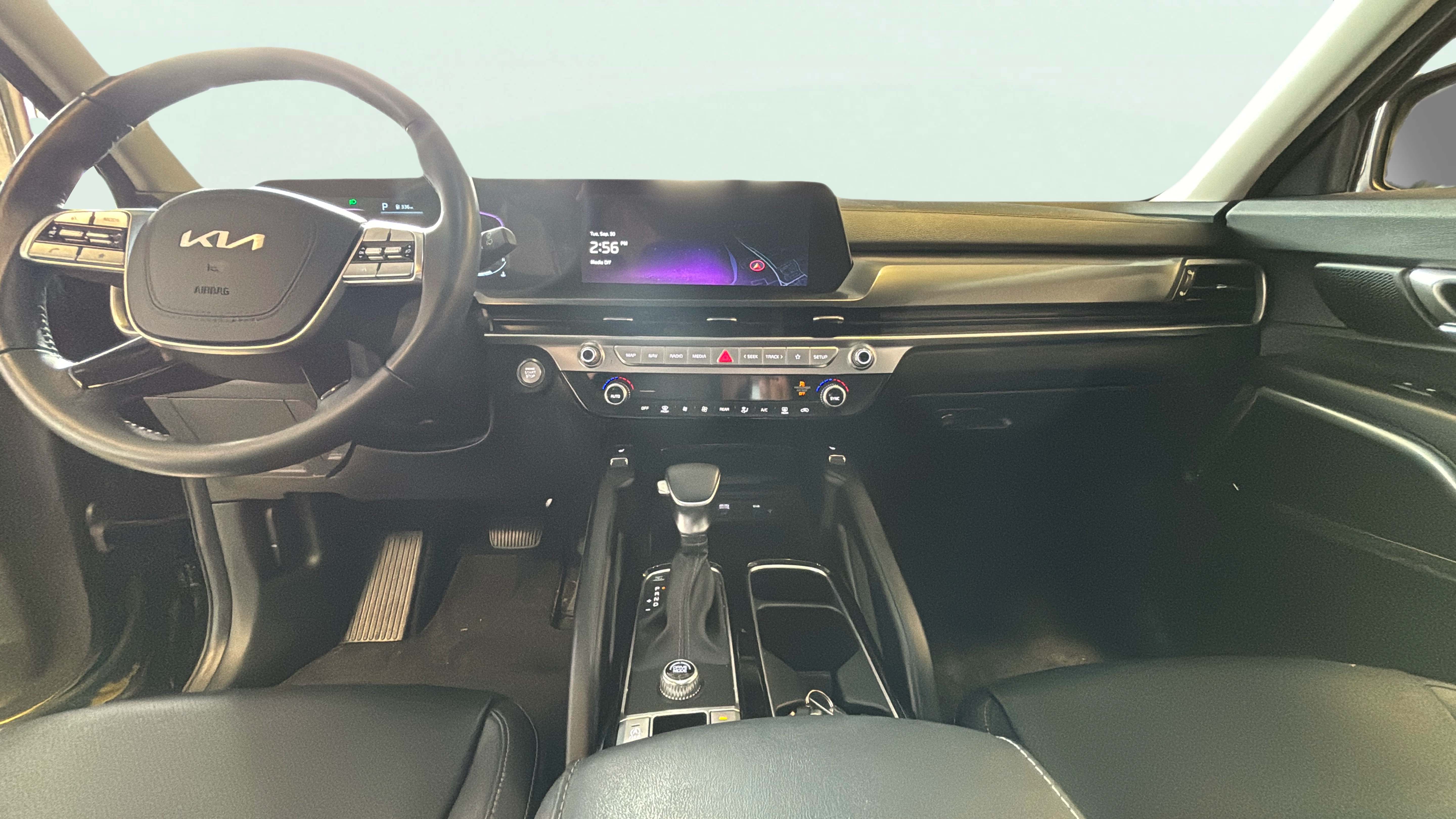 Vehicle interior 360 preview